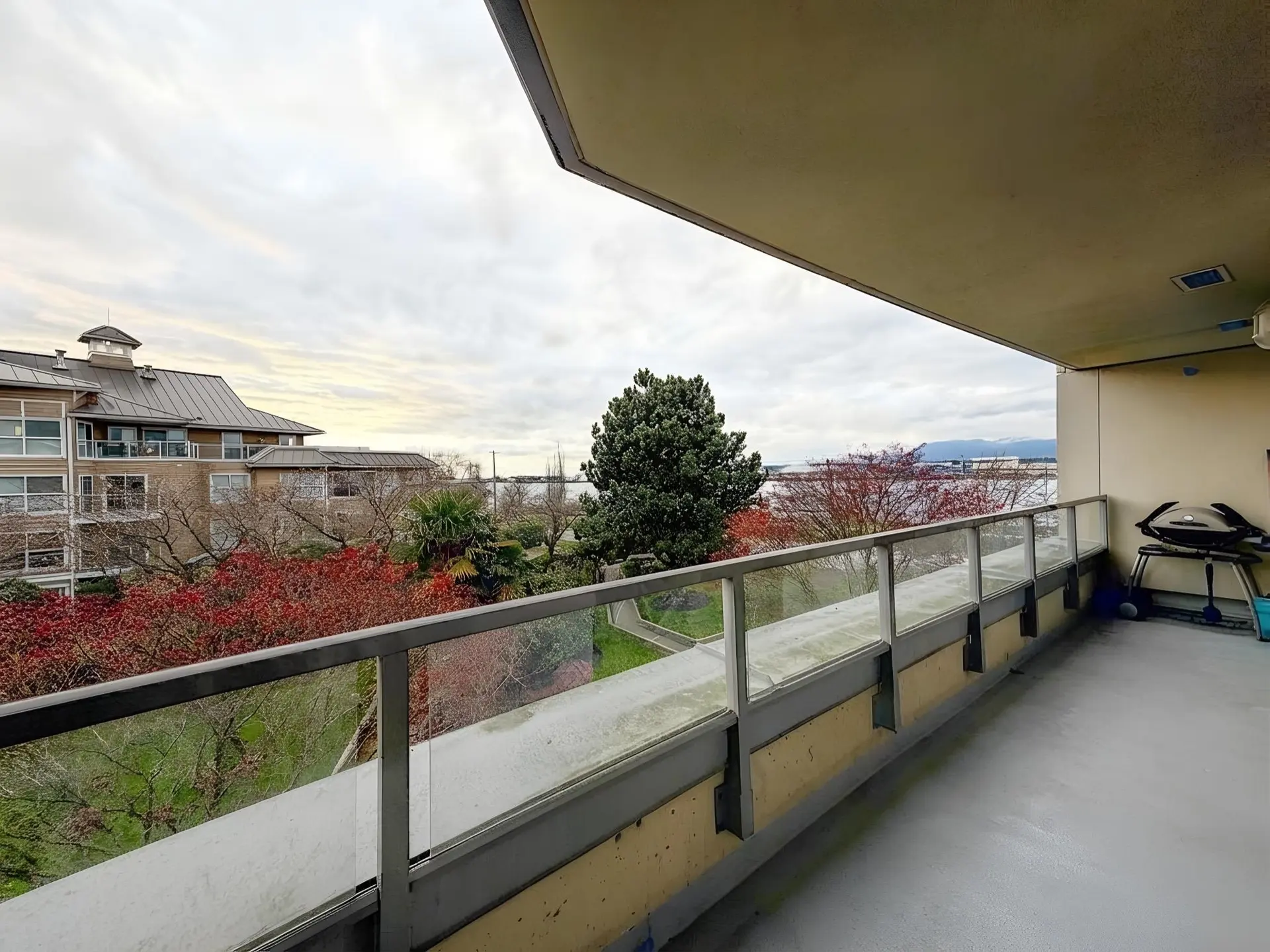 Property at #307 5860 DOVER CRESCENT, Richmond, BC