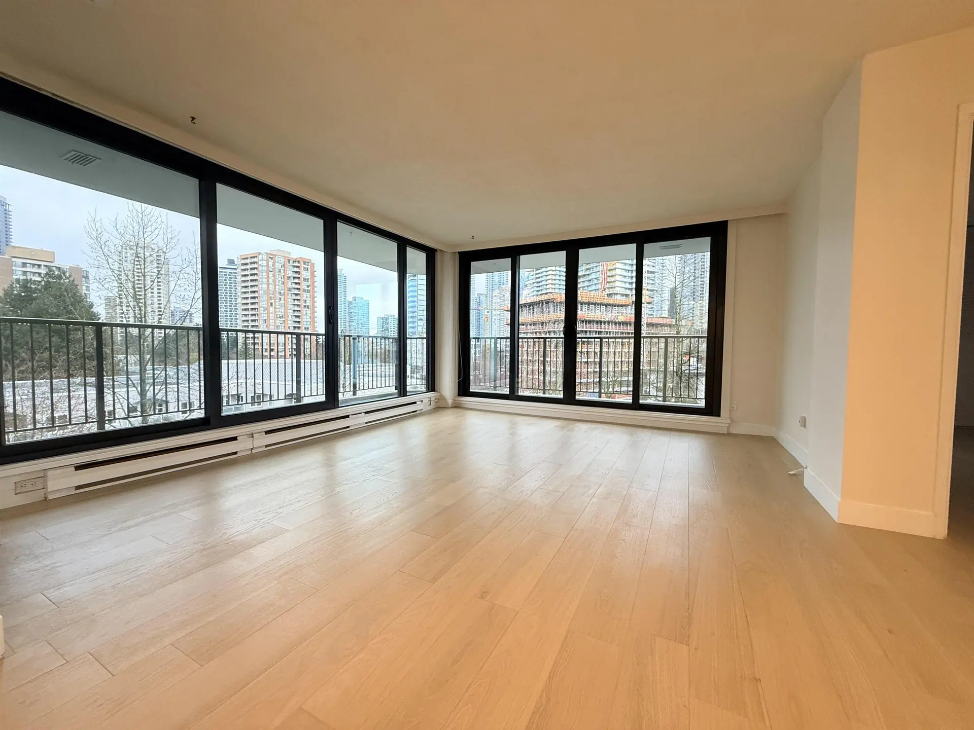 Property at #604 6455 WILLINGDON AVENUE, Burnaby, BC