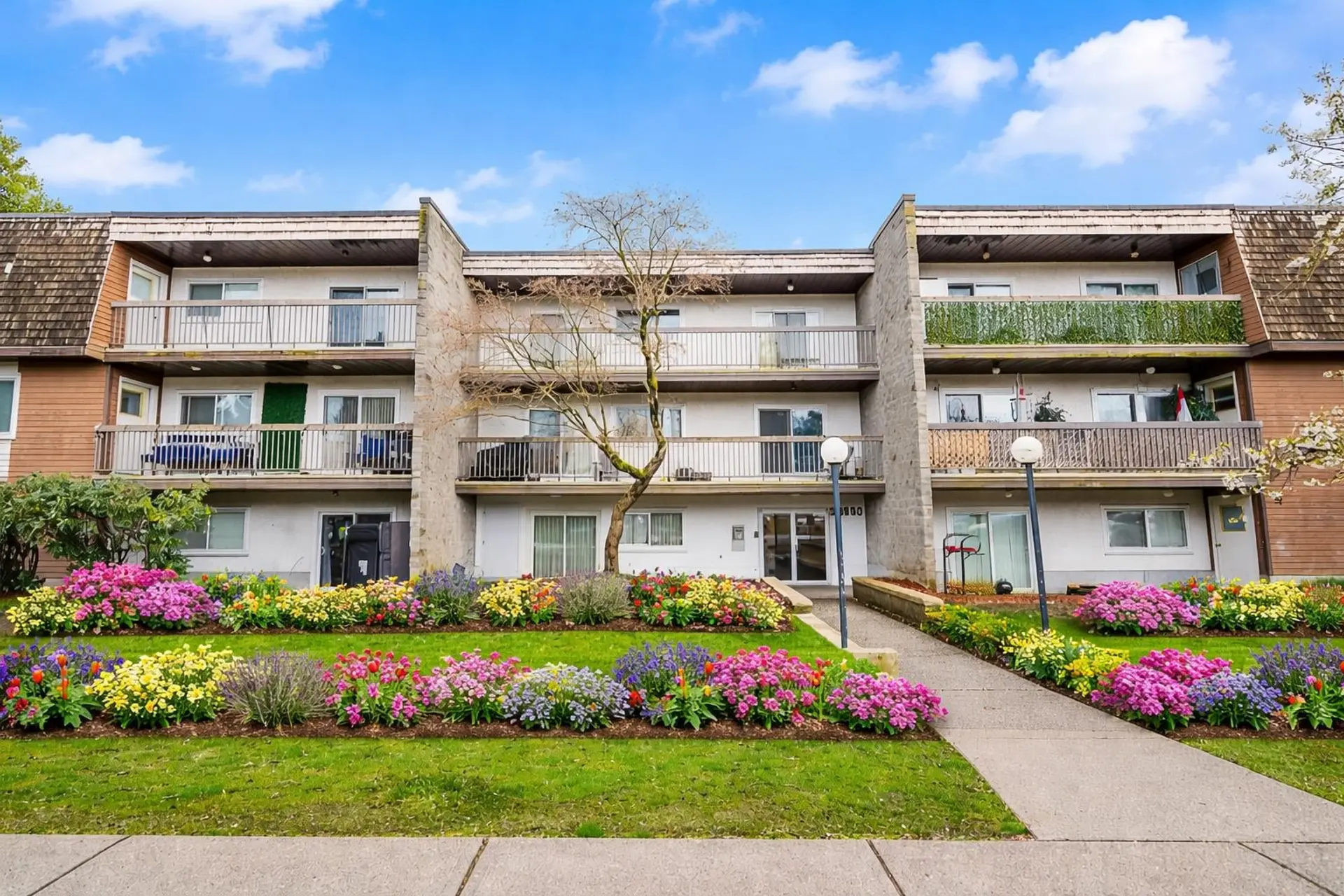 Property at #105 33850 Fern Street, Abbotsford, BC