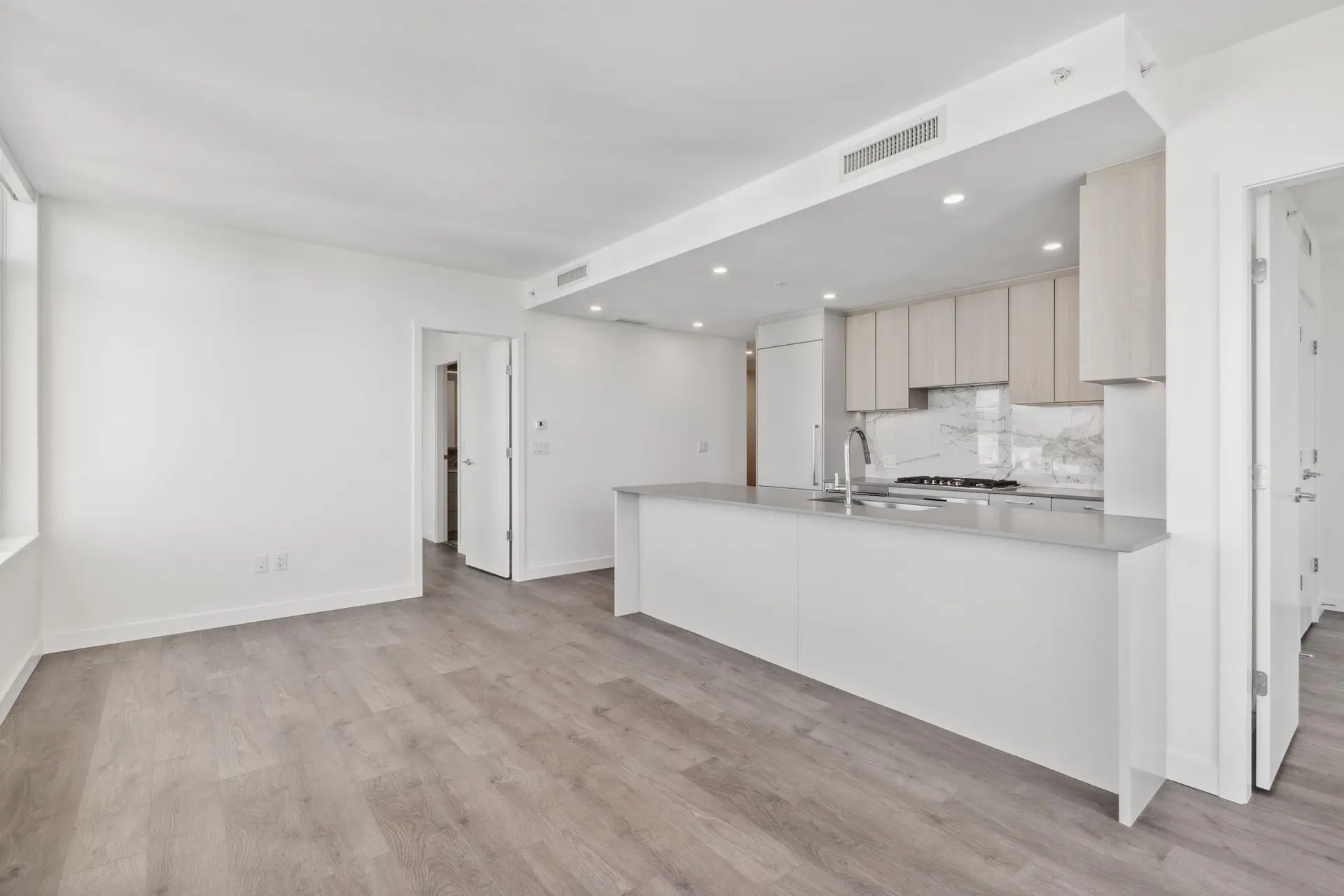 Property at #202 6468 WILLINGDON AVENUE, Burnaby, BC