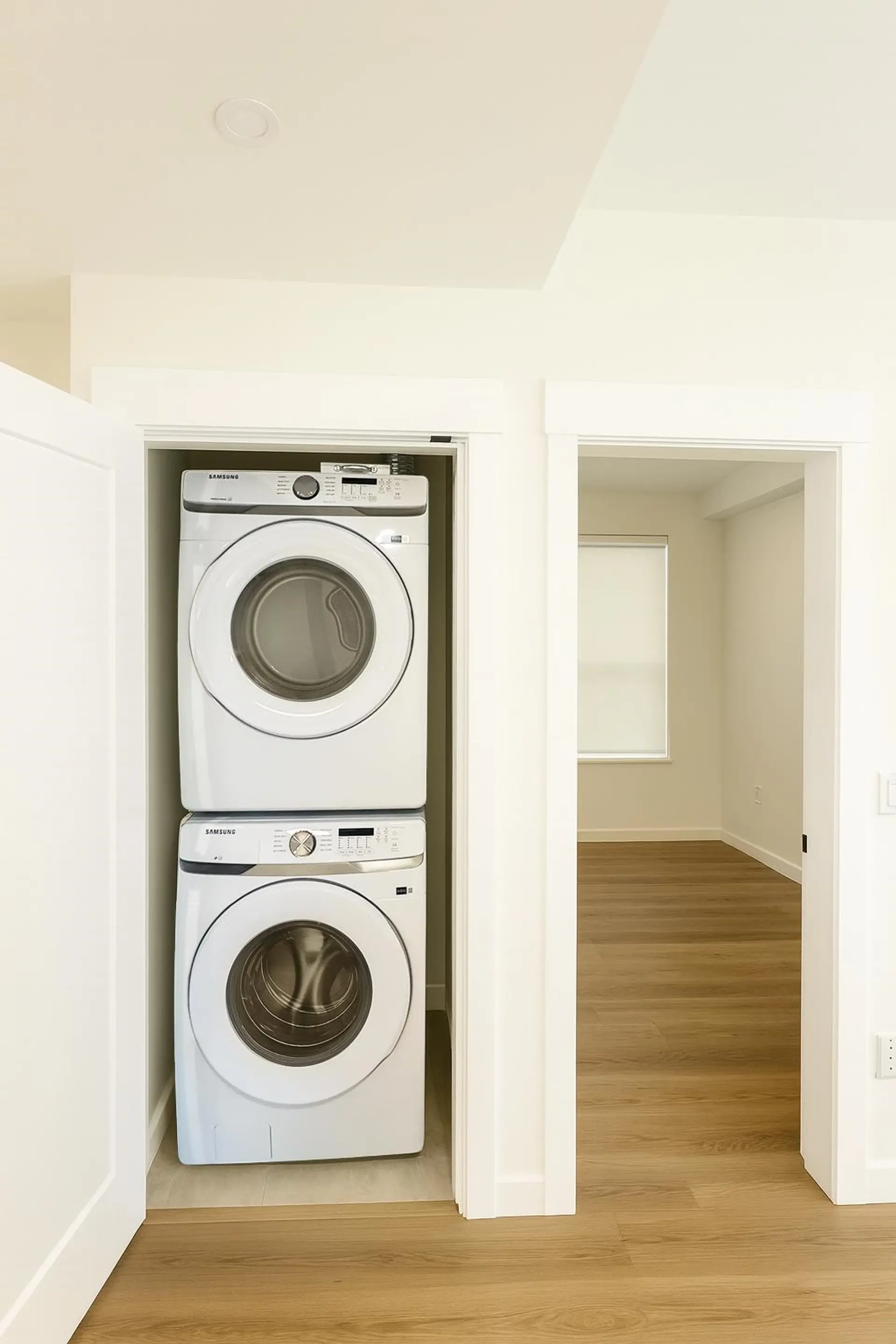 Property at #407 27215 ALDERGROVE TOWN CENTRE DRIVE, Langley, BC