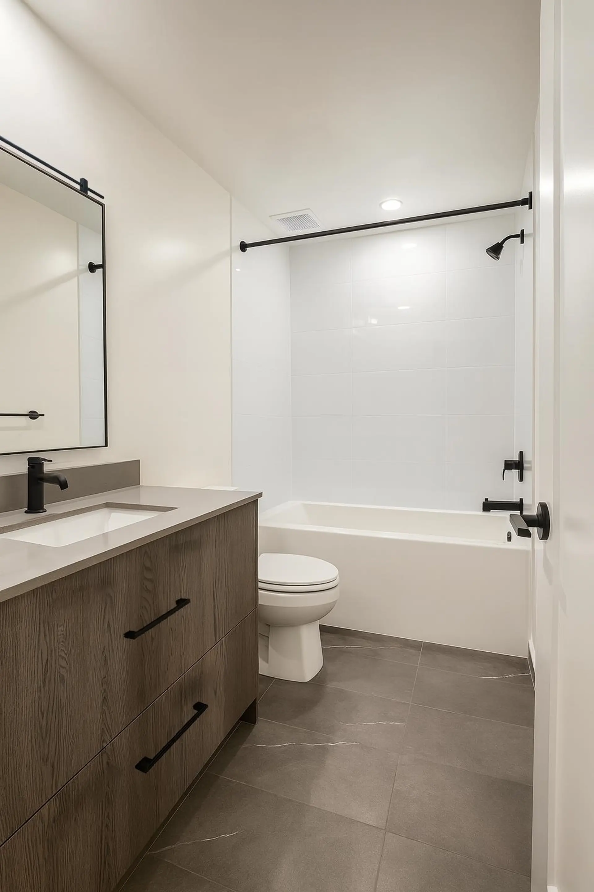 Property at #407 27215 ALDERGROVE TOWN CENTRE DRIVE, Langley, BC