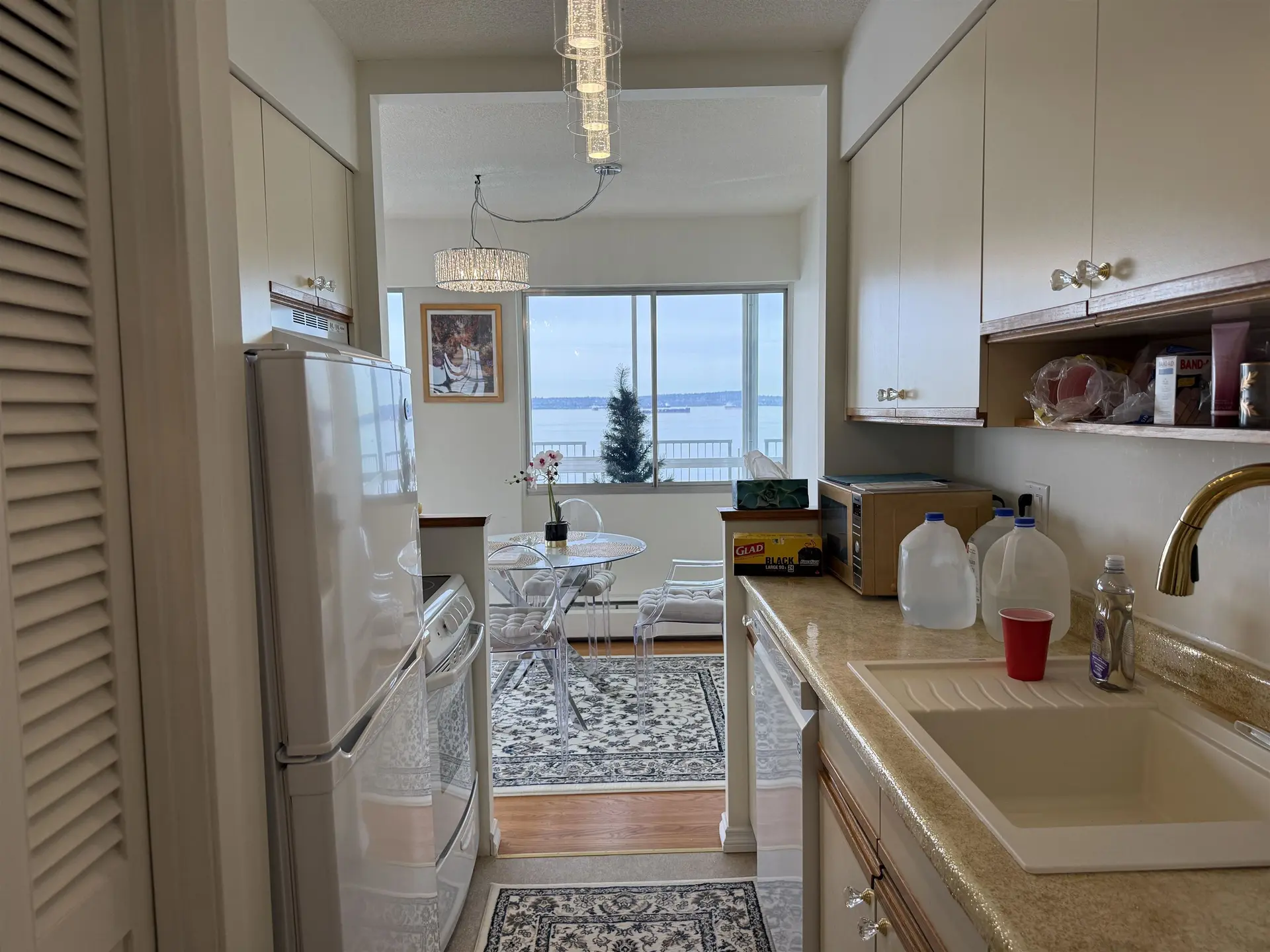 Property at #1105 150 24TH STREET, West Vancouver, BC