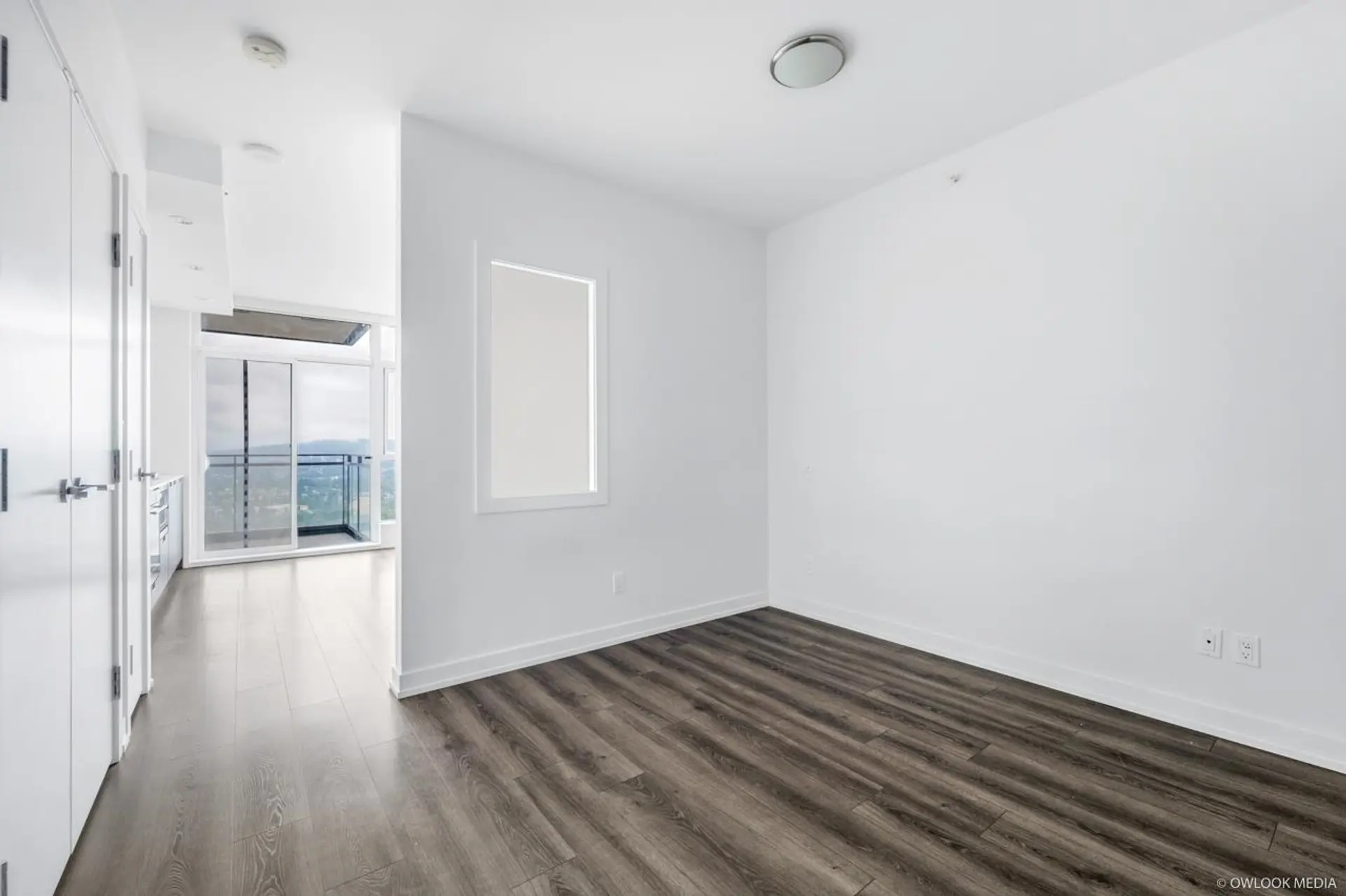 Property at #2906 4688 KINGSWAY, Burnaby, BC