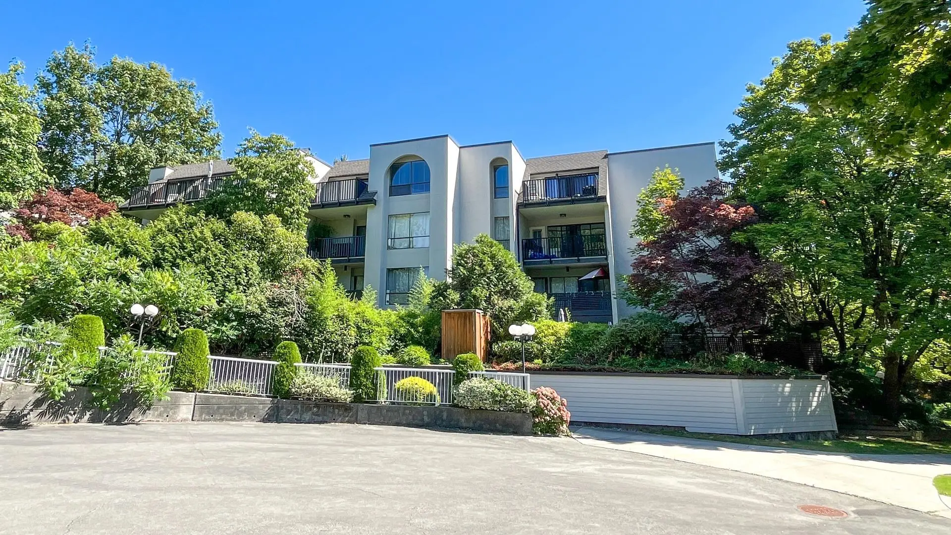 Property at #416 1945 Woodway Place, Burnaby, BC