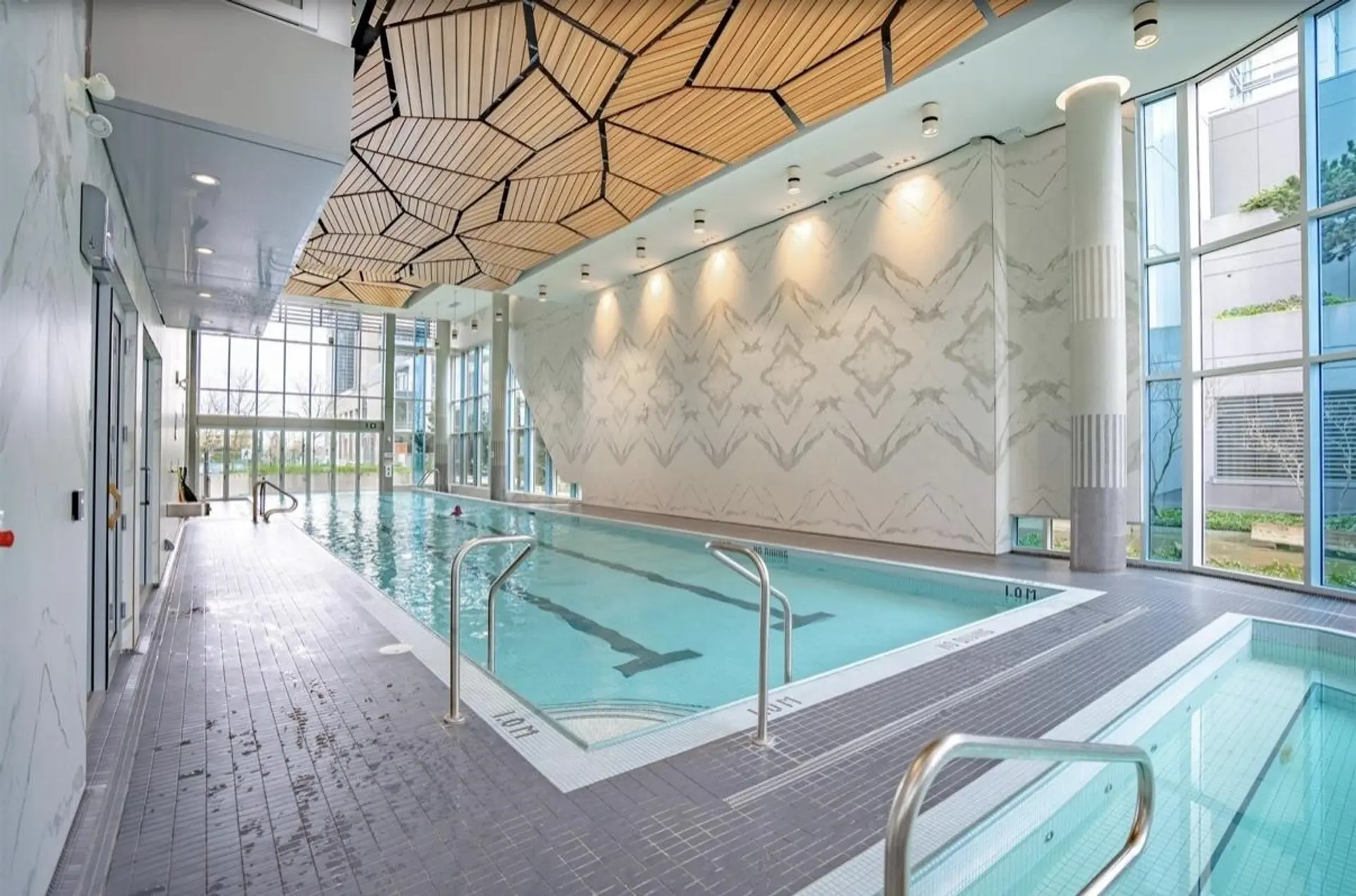 Property at #1808 1500 FERN STREET, North Vancouver, BC