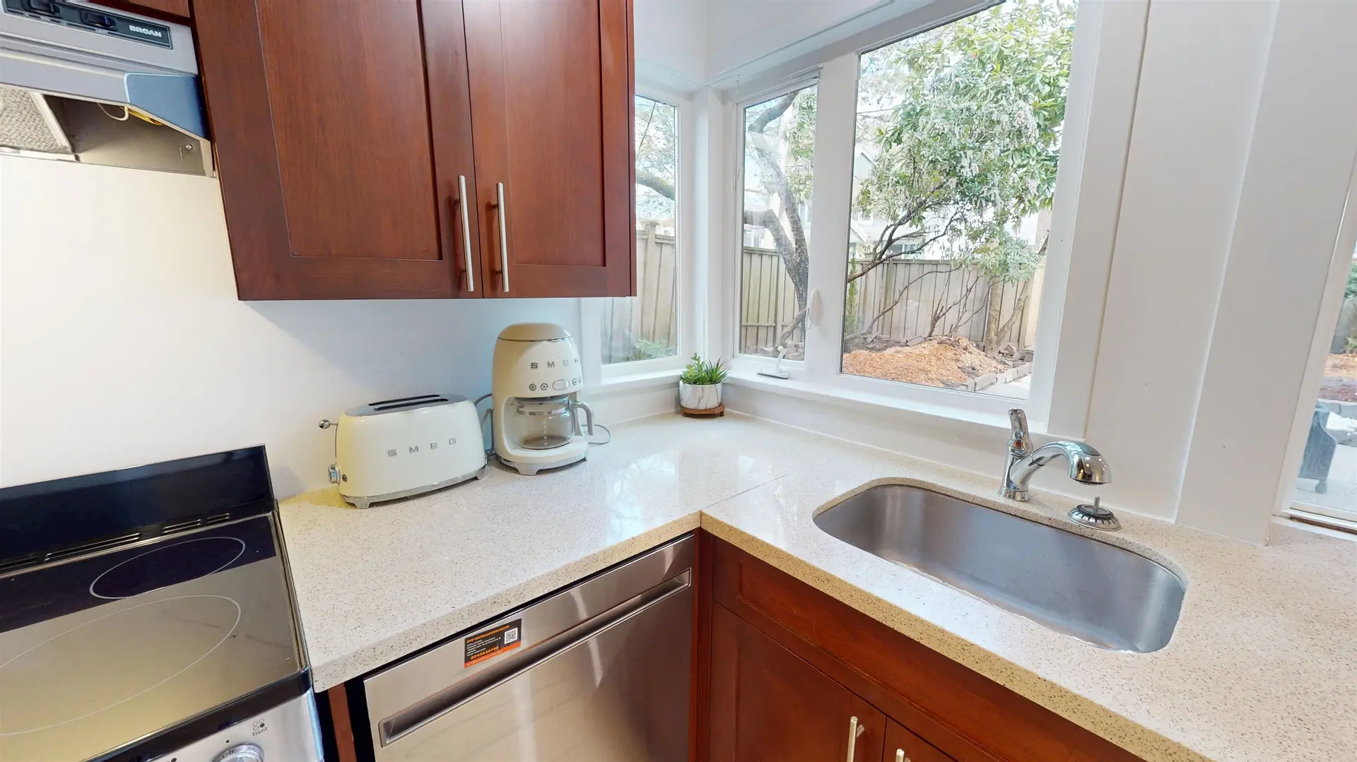 Property at #104 633 W 16TH AVENUE, Vancouver, BC