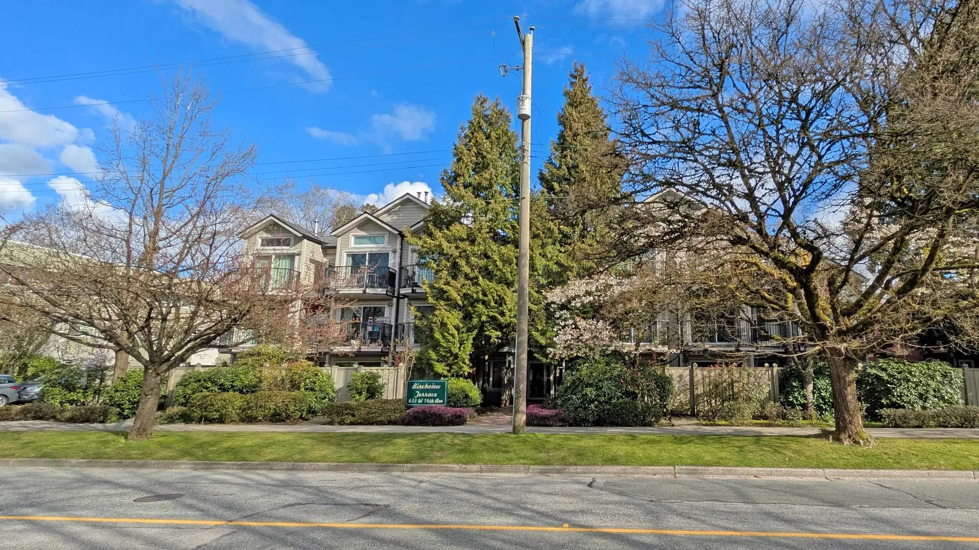 Property at #104 633 W 16TH AVENUE, Vancouver, BC