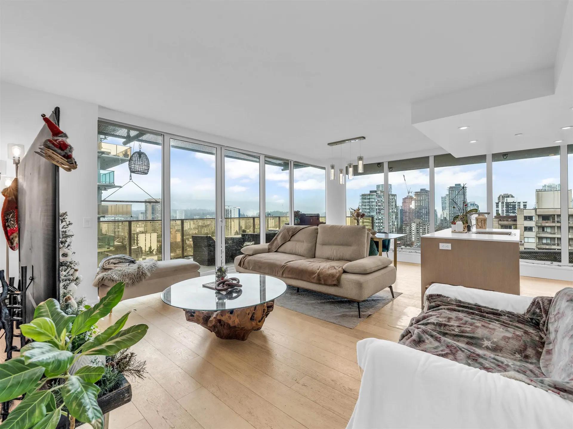 Property at #1401 1365 Davie Street, Vancouver, BC