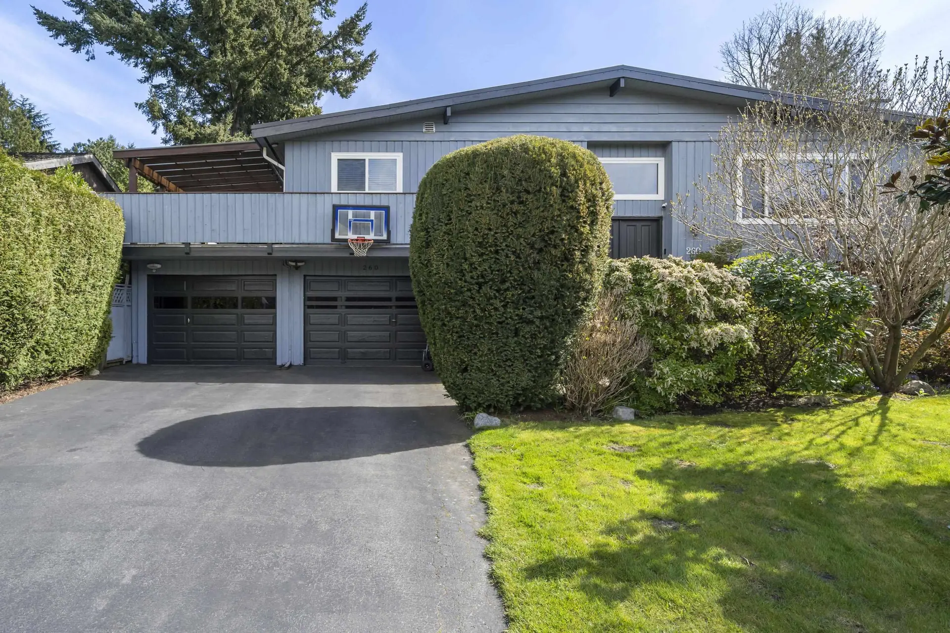 Property at 260 54a Street, Delta, BC