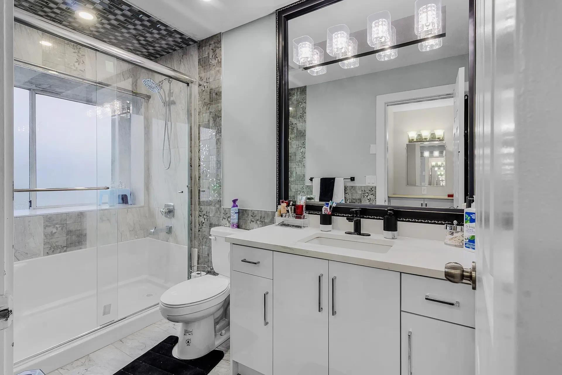 Property at 32144 ASHCROFT DRIVE, Abbotsford, BC