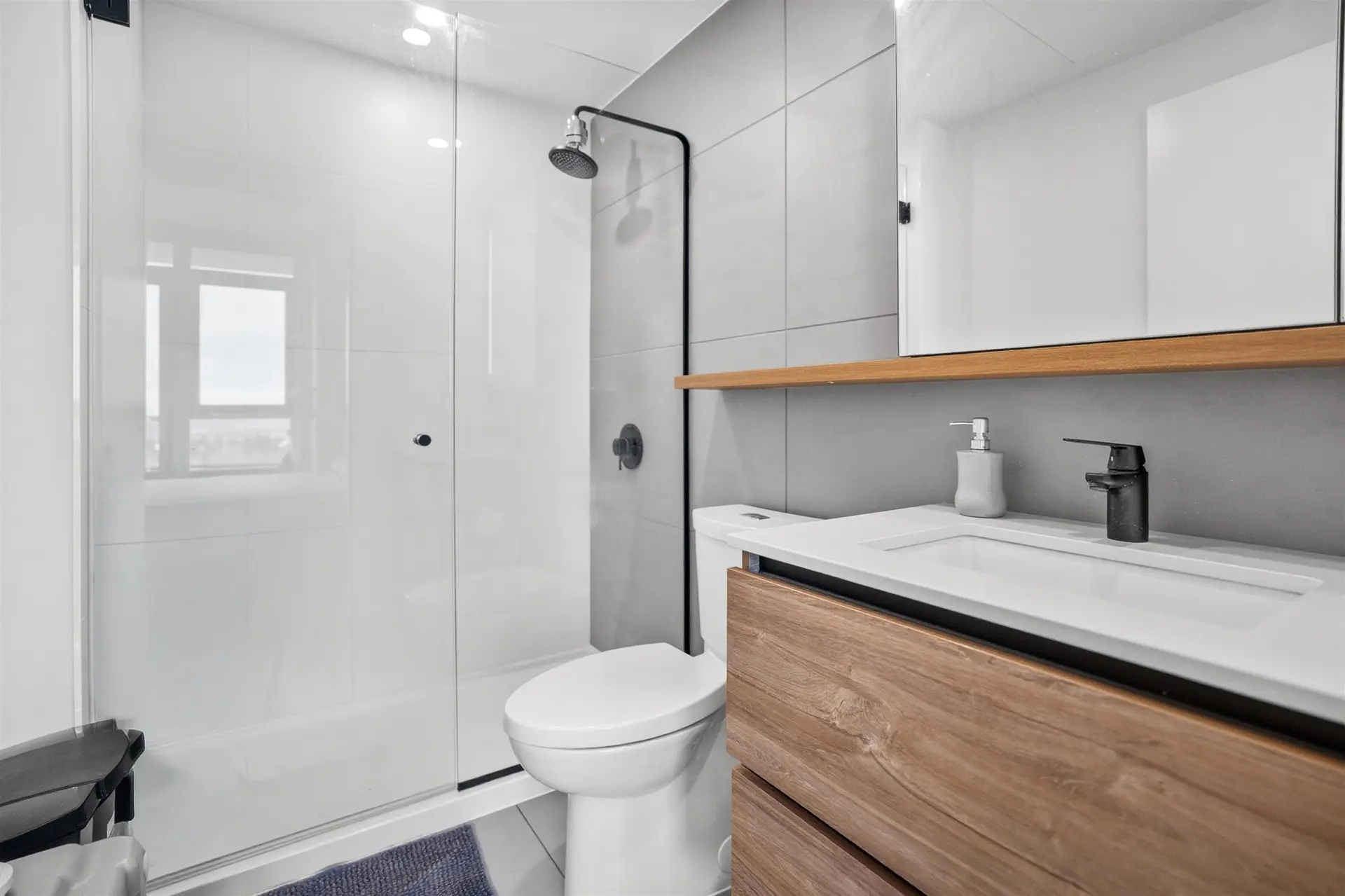 Property at #2602 10448 UNIVERSITY DRIVE, Surrey, BC