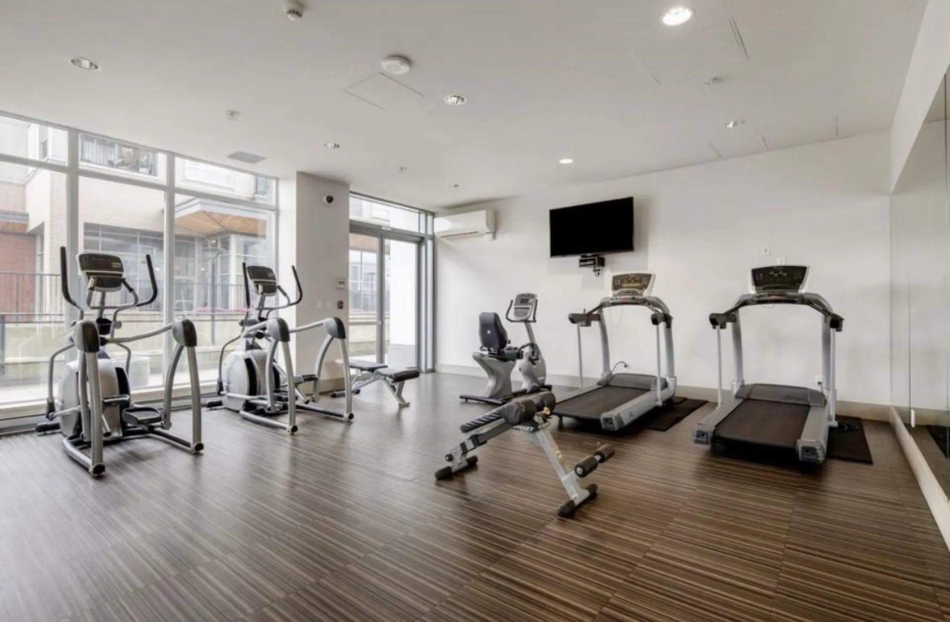 Property at #209 13325 102A AVENUE, Surrey, BC