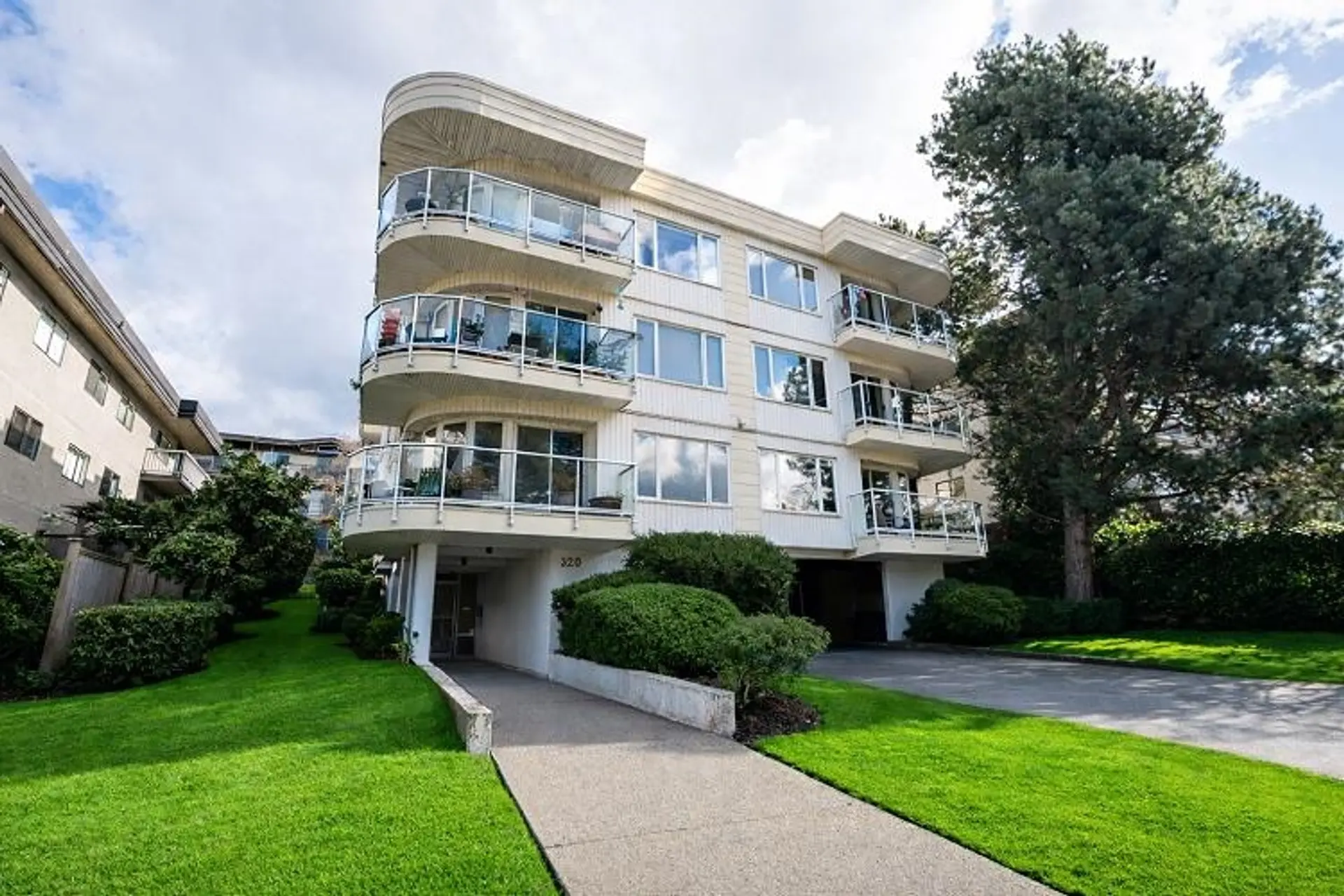 Property at #202 320 W 2nd Street, North Vancouver, BC