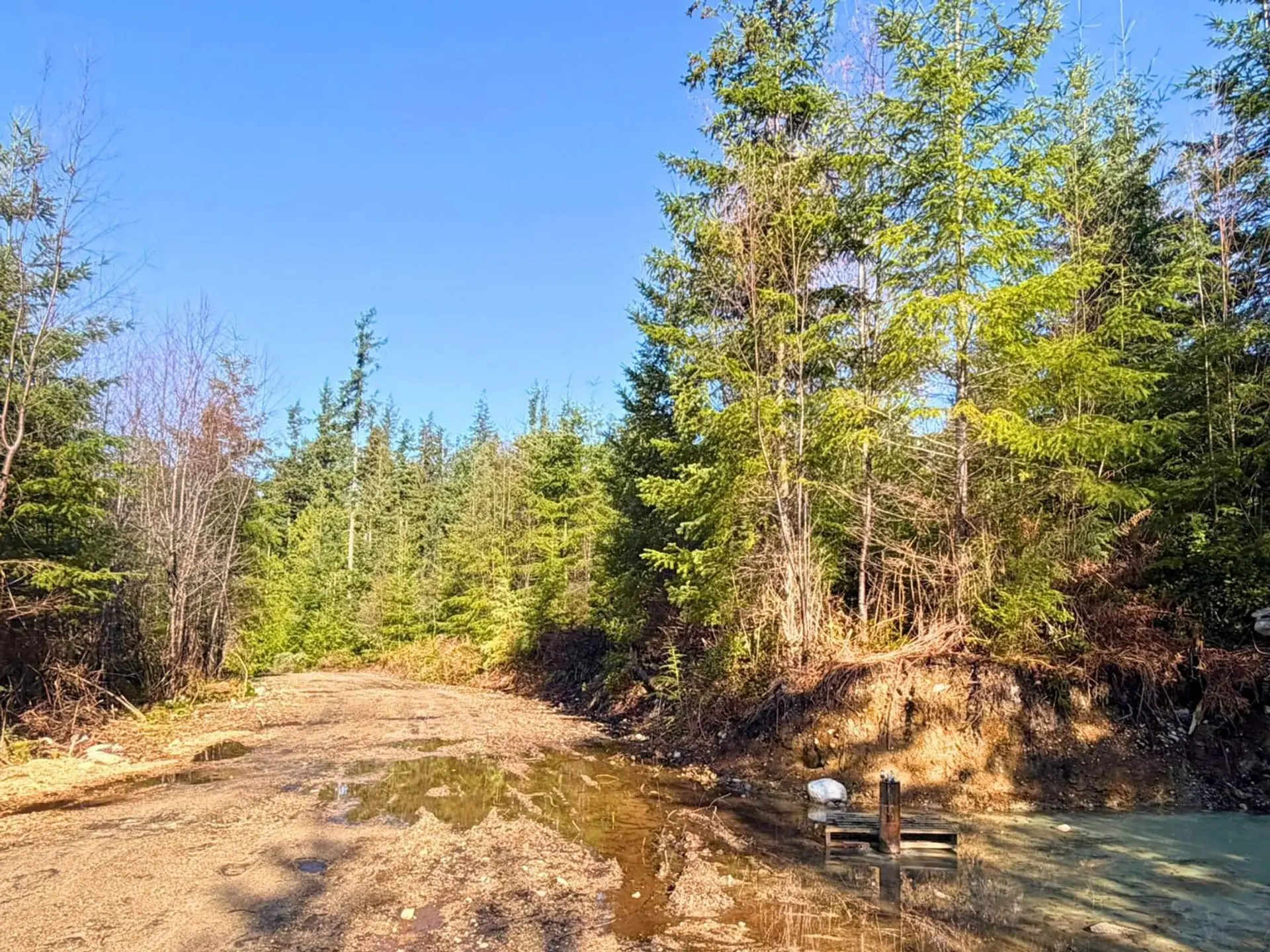 Property at LOT 3 LOCKYER ROAD, Roberts Creek, BC