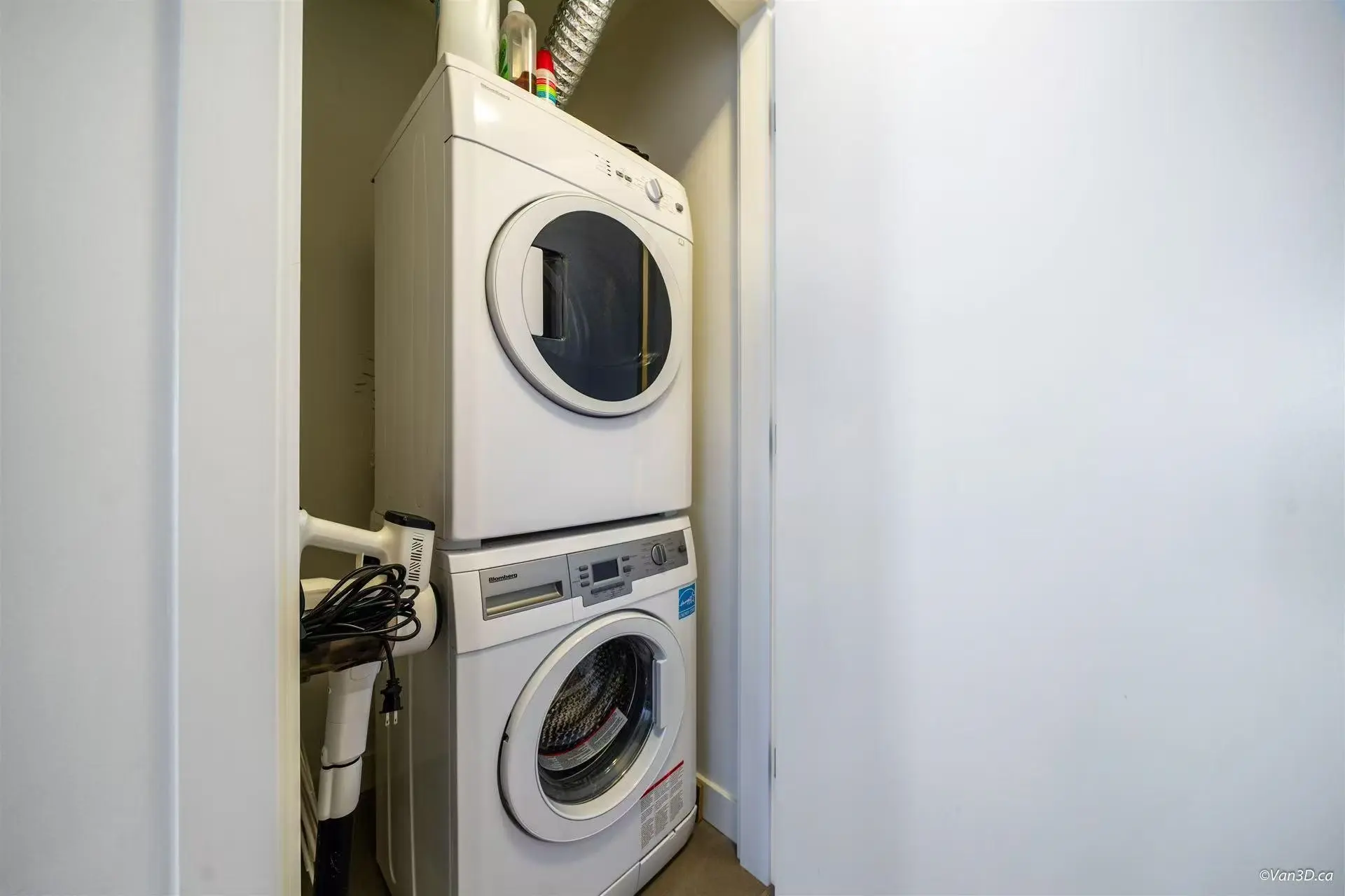 Property at #401 8850 UNIVERSITY CRESCENT, Burnaby, BC