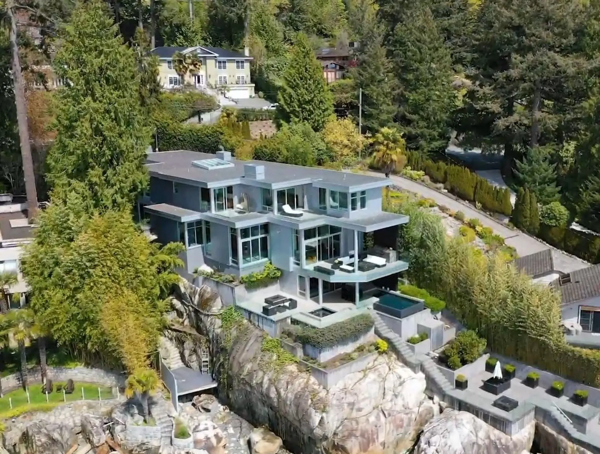 Property at 3906 Marine Drive, West Vancouver, BC