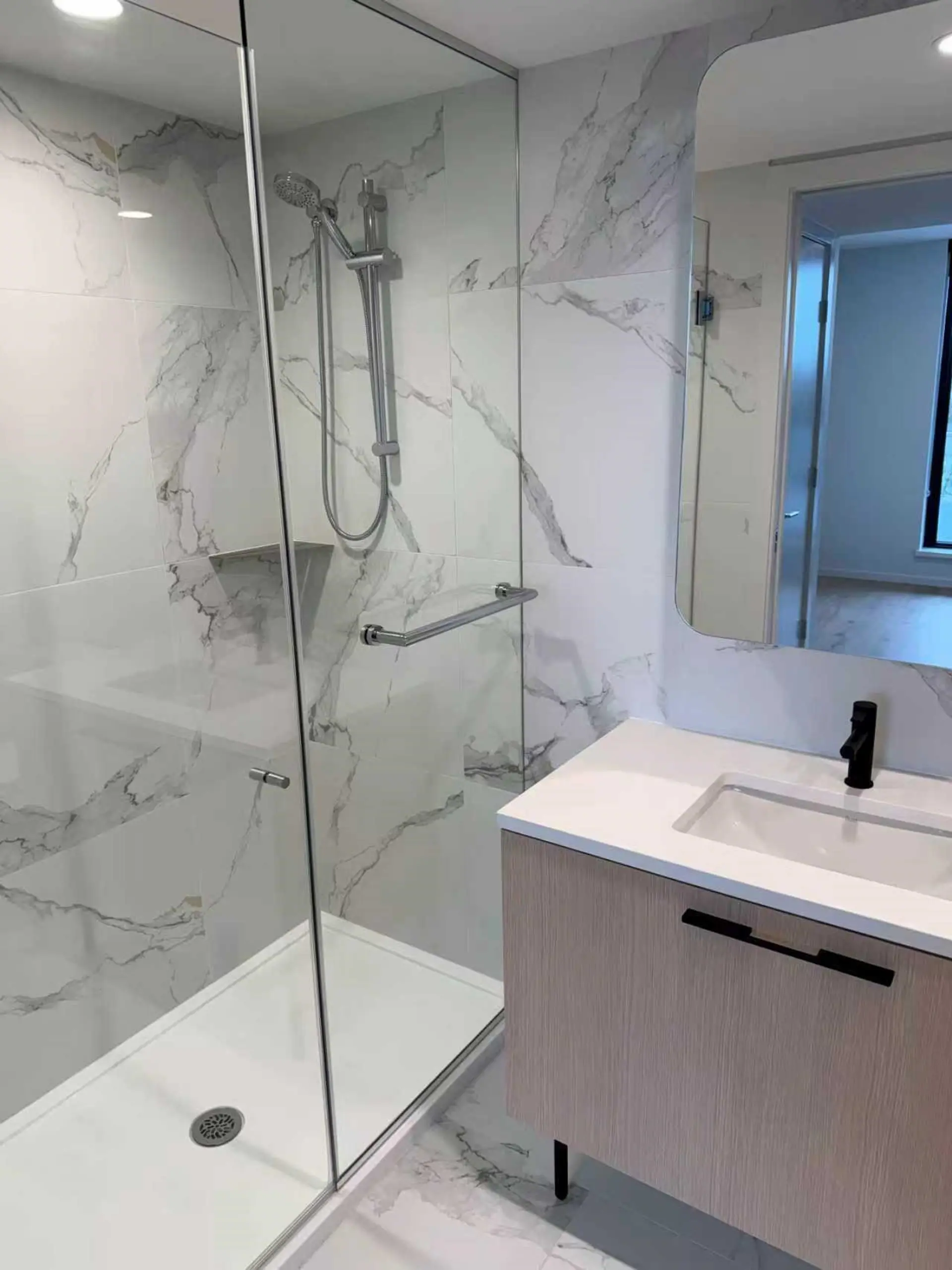 Property at #512 2729 KINGSWAY, Vancouver, BC