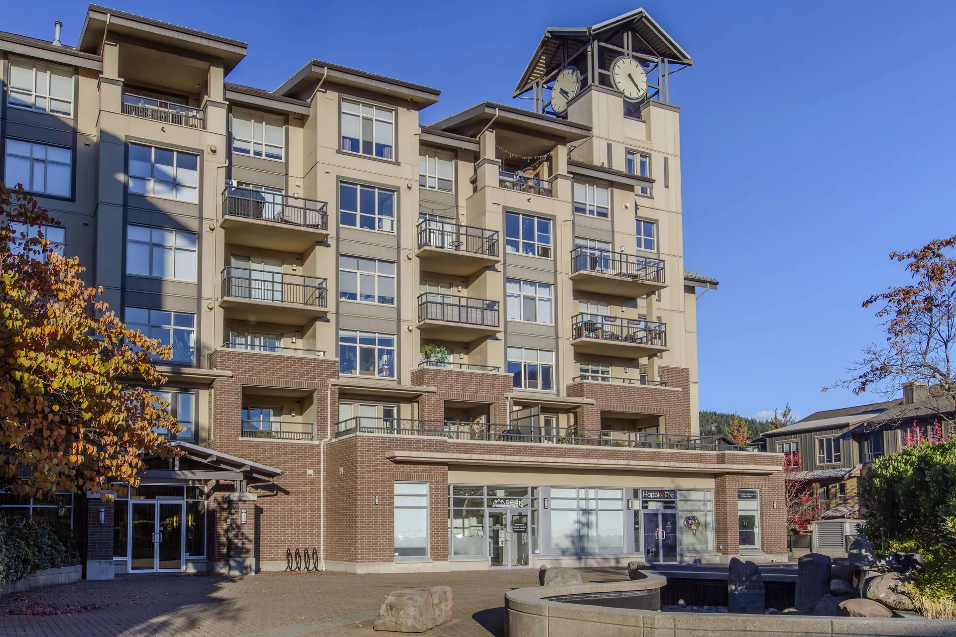 Property at #402 1211 VILLAGE GREEN WAY, Squamish, BC