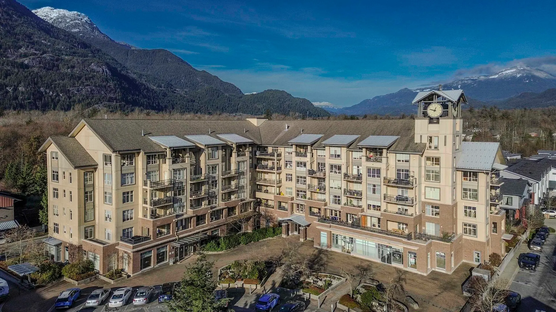 Property at #402 1211 VILLAGE GREEN WAY, Squamish, BC