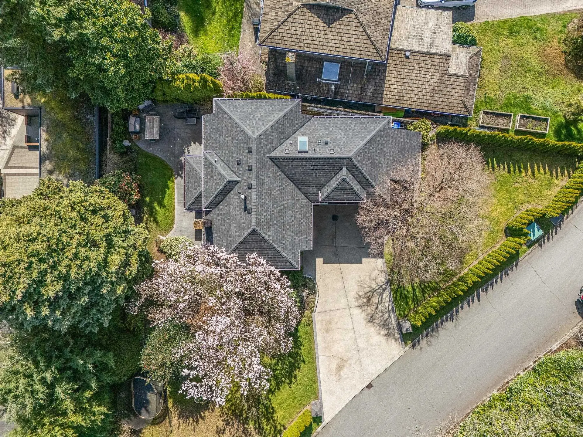 Property at 1842 MATHERS COURT, West Vancouver, BC