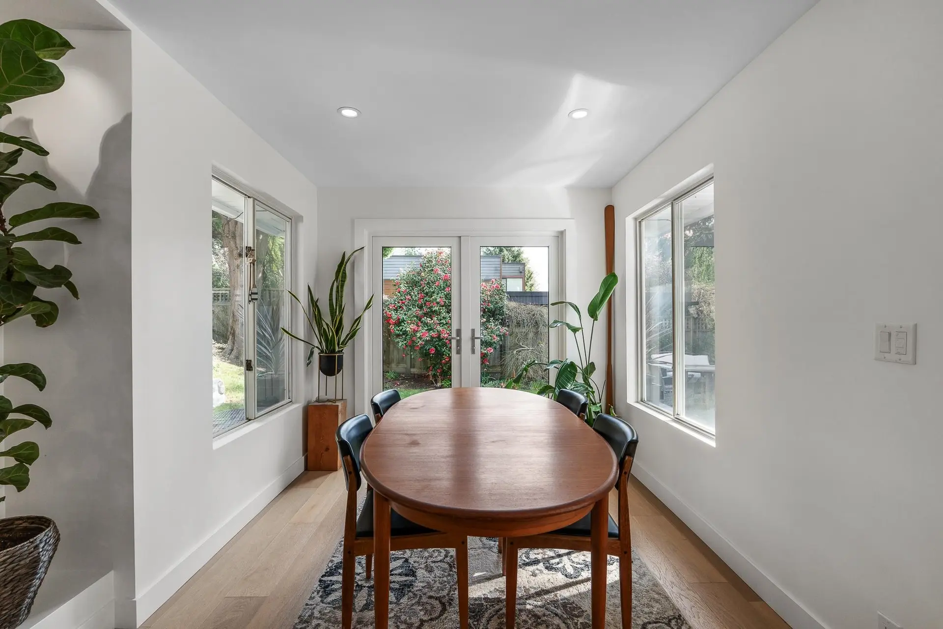 Property at 1842 MATHERS COURT, West Vancouver, BC