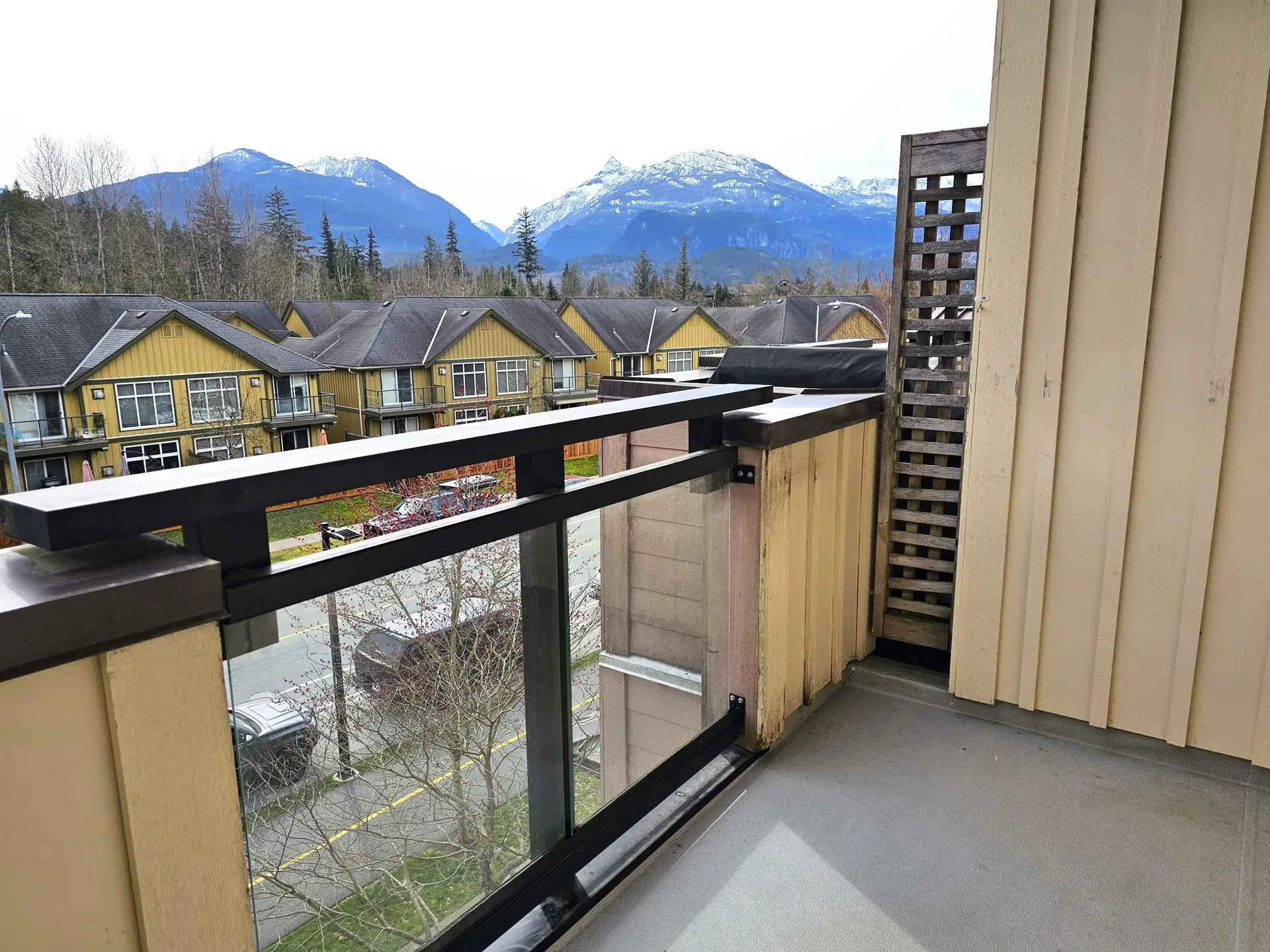 Property at #312 41105 TANTALUS ROAD, Squamish, BC
