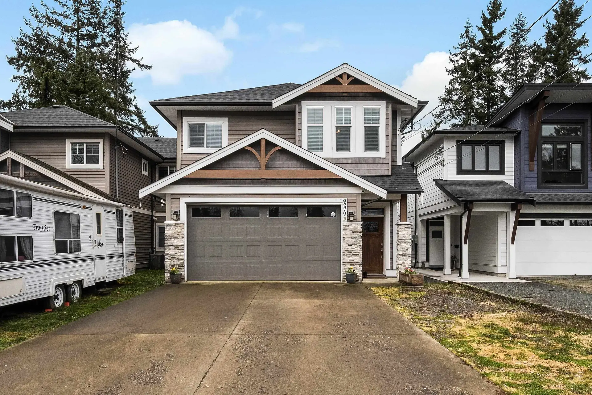 Property at #B 9279 Carleton Street, Chilliwack, BC