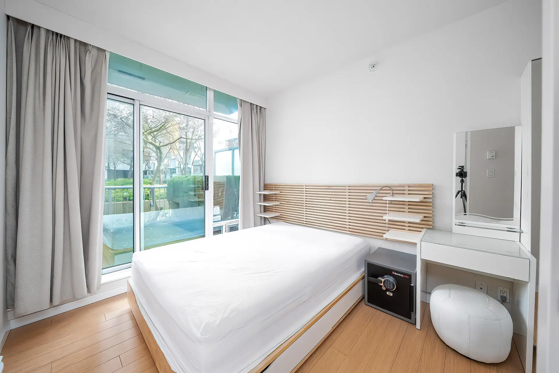 Property at 119 REGIMENT SQUARE, Vancouver, BC