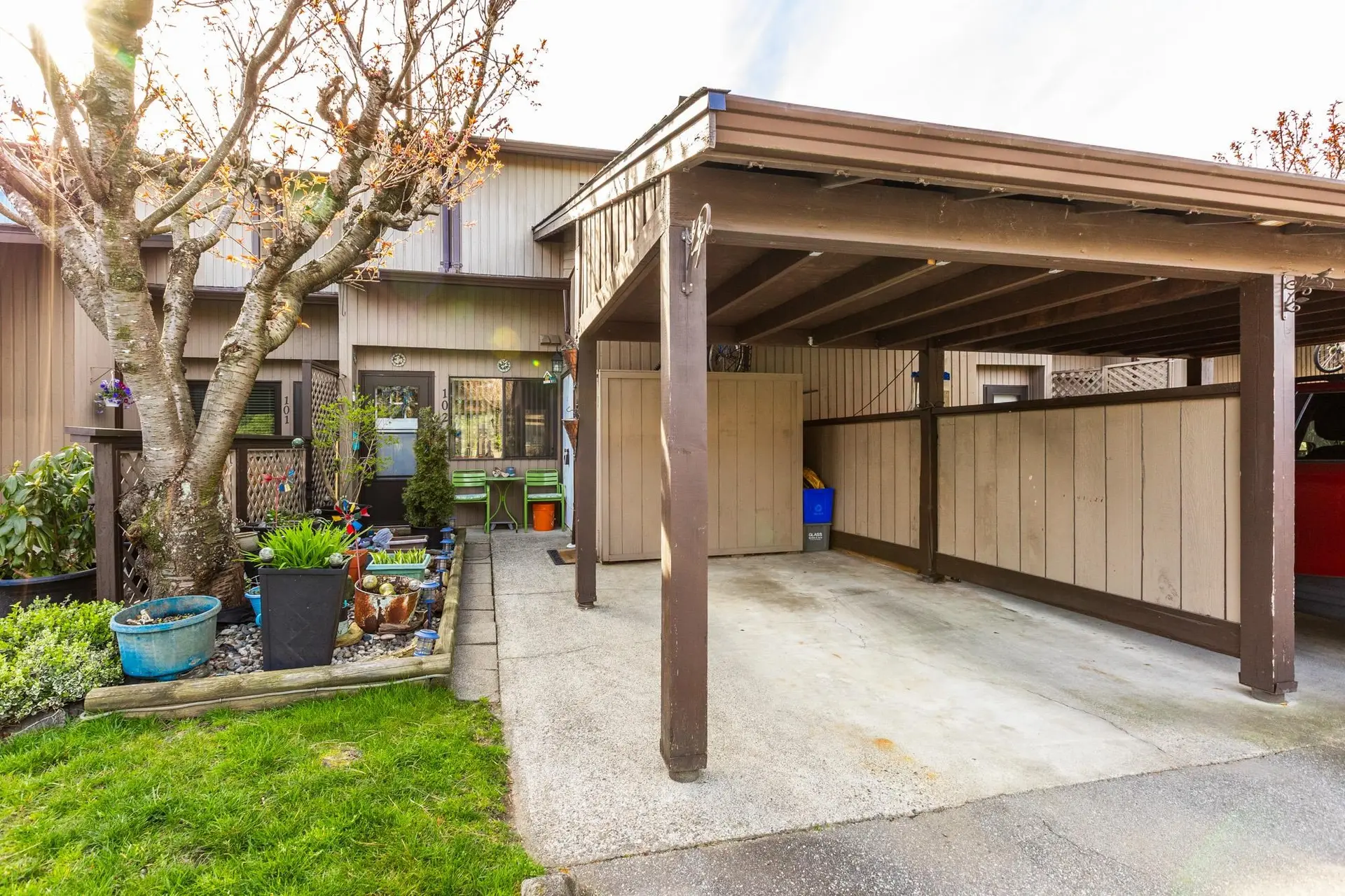 Property at #102 27044 32 Avenue, Langley, BC