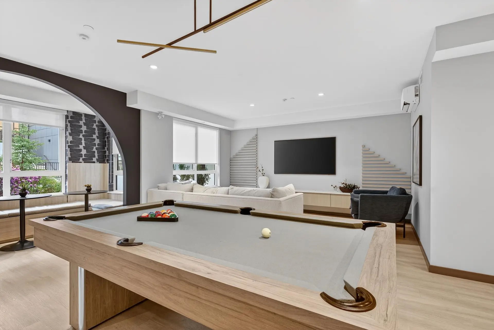 Property at #403 625 COTTONWOOD AVENUE, Coquitlam, BC