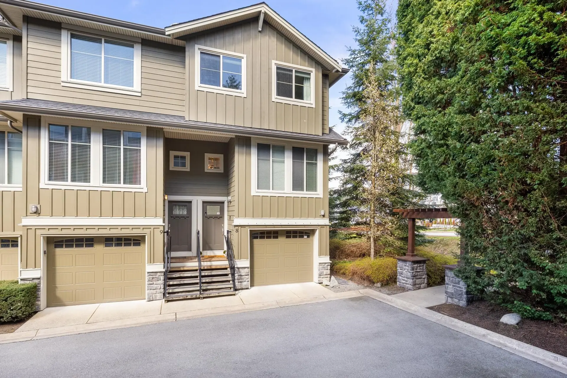 Property at #8 3266 147 Street, Surrey, BC