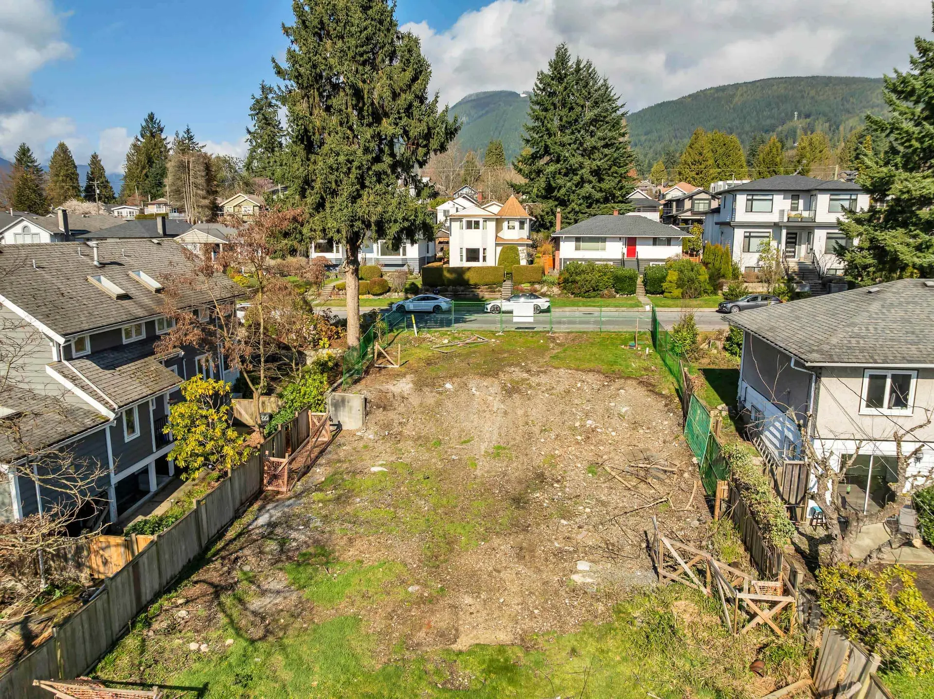 Property at 243 W 27TH STREET, North Vancouver, BC