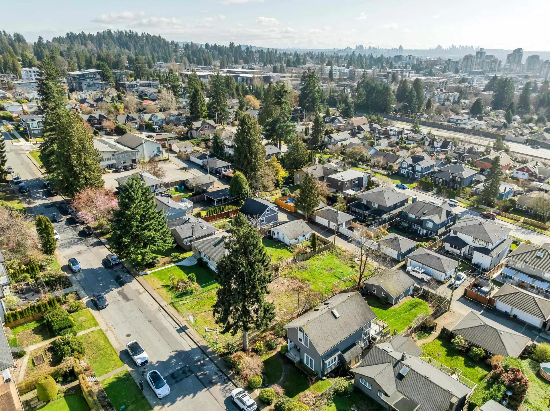 Property at 243 W 27TH STREET, North Vancouver, BC