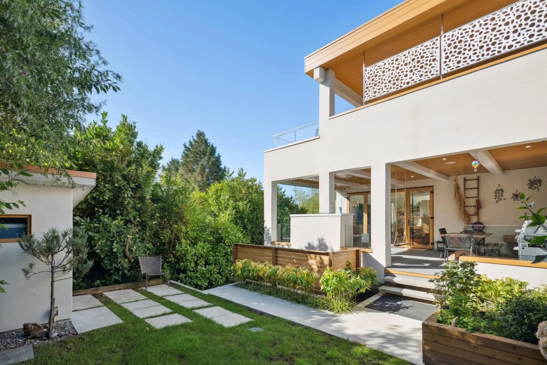 Property at 828 Stevens Street, White Rock, BC