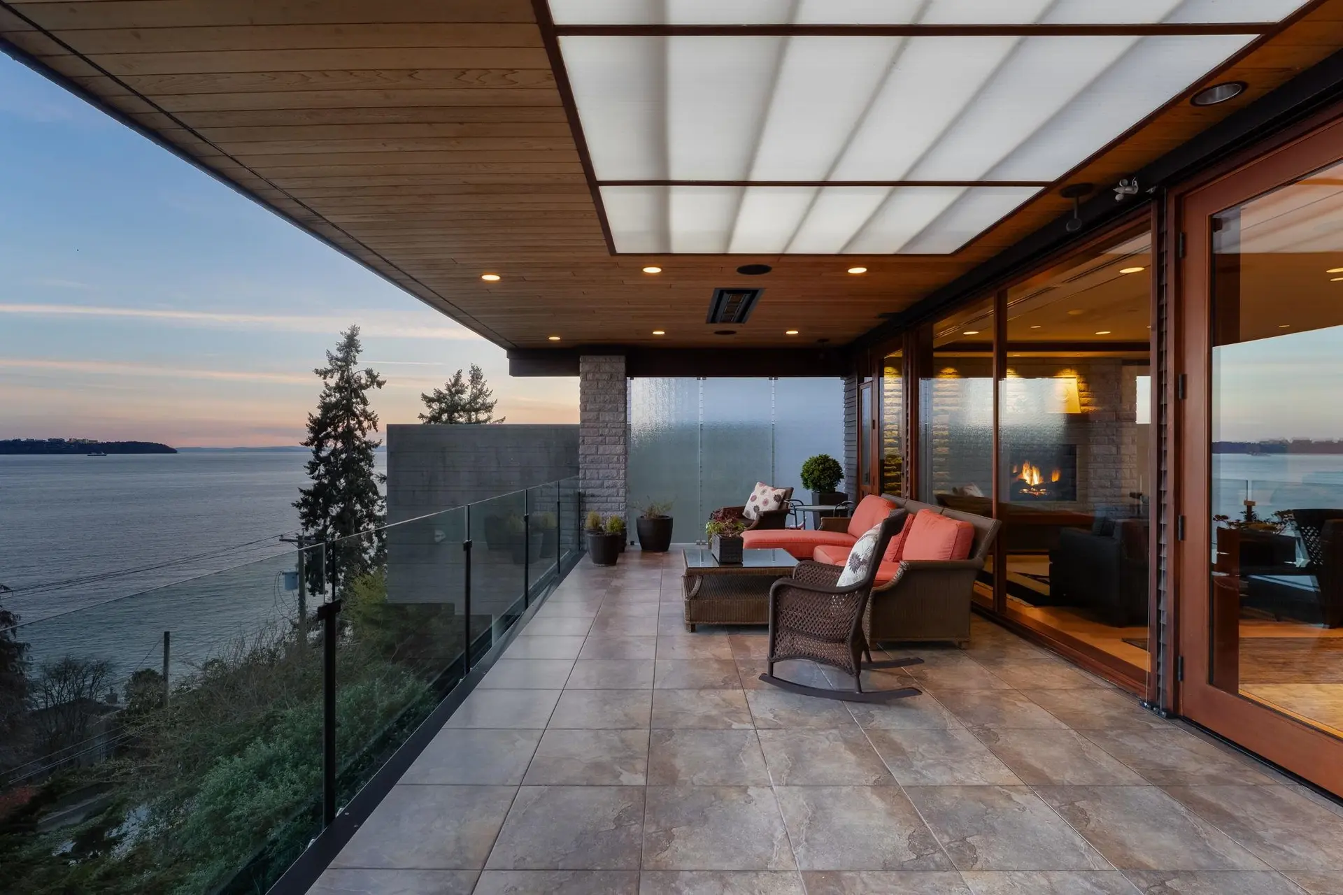 Property at 3673 Sunset Lane, West Vancouver, BC