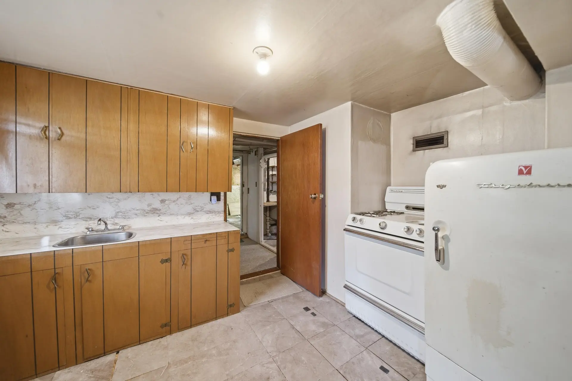 Property at 220 DEVOY STREET, New Westminster, BC