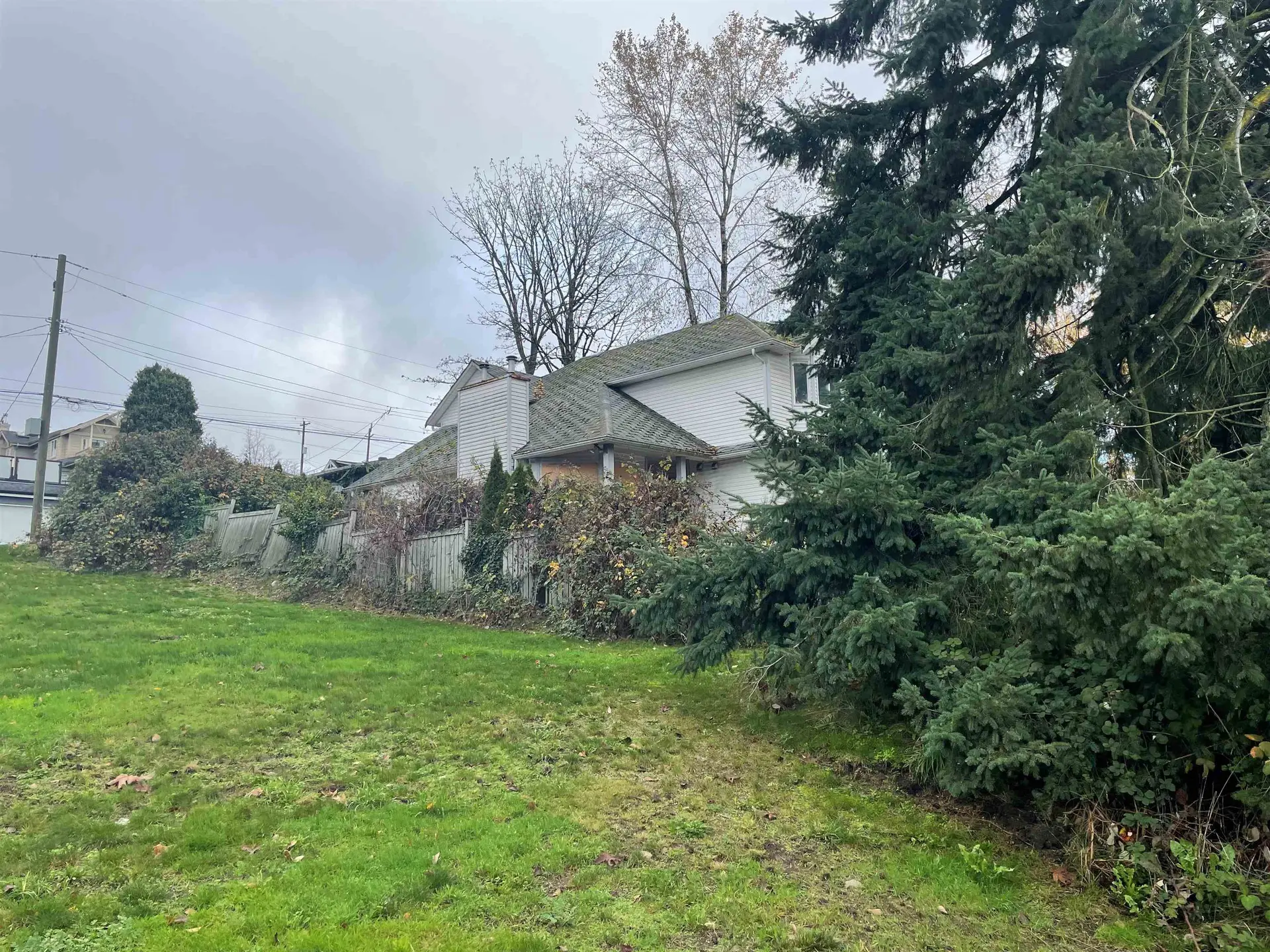 Property at 808 E 3RD STREET, North Vancouver, BC