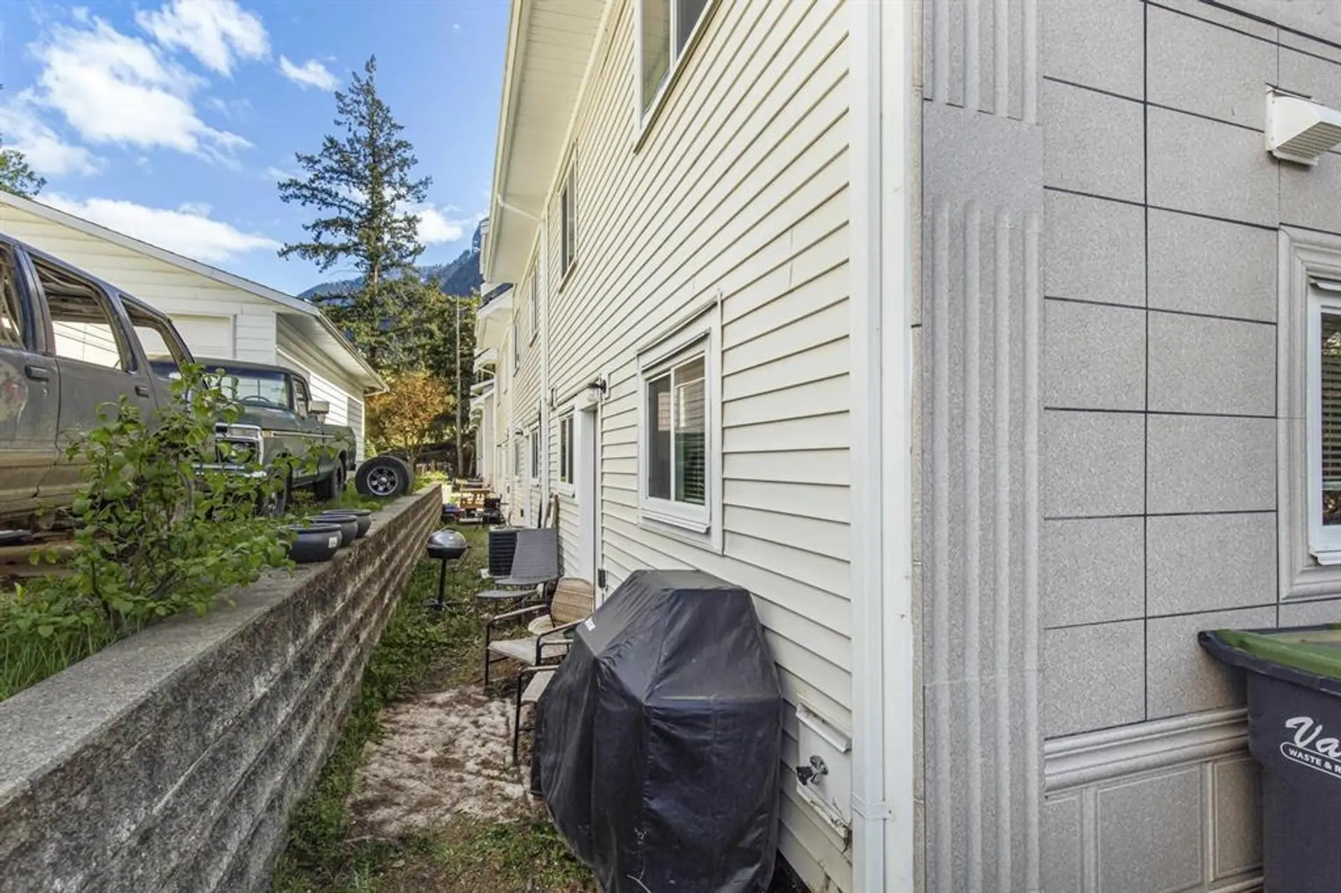 Property at #1 548 PARK STREET, Hope, BC