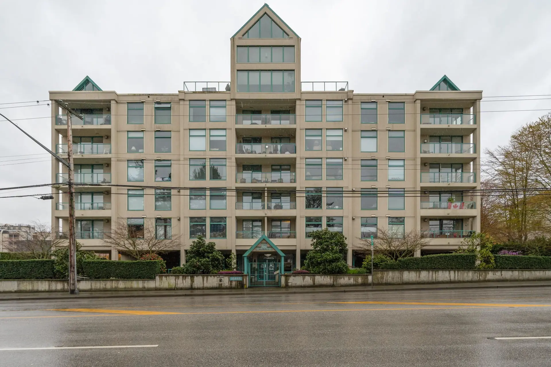 Property at #303 15466 North Bluff Road, White Rock, BC