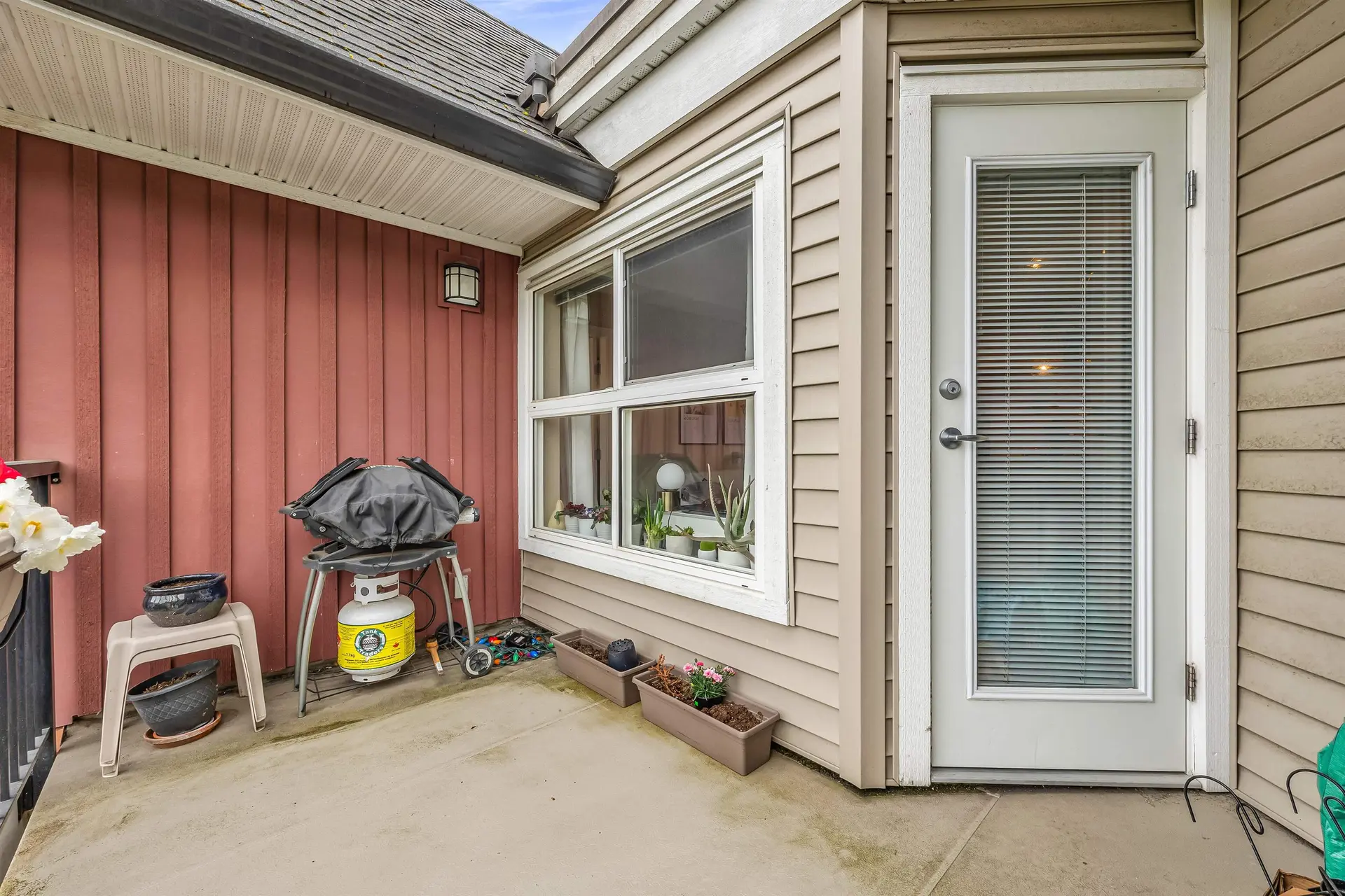 Property at #403 7088 MONT ROYAL SQUARE, Vancouver, BC