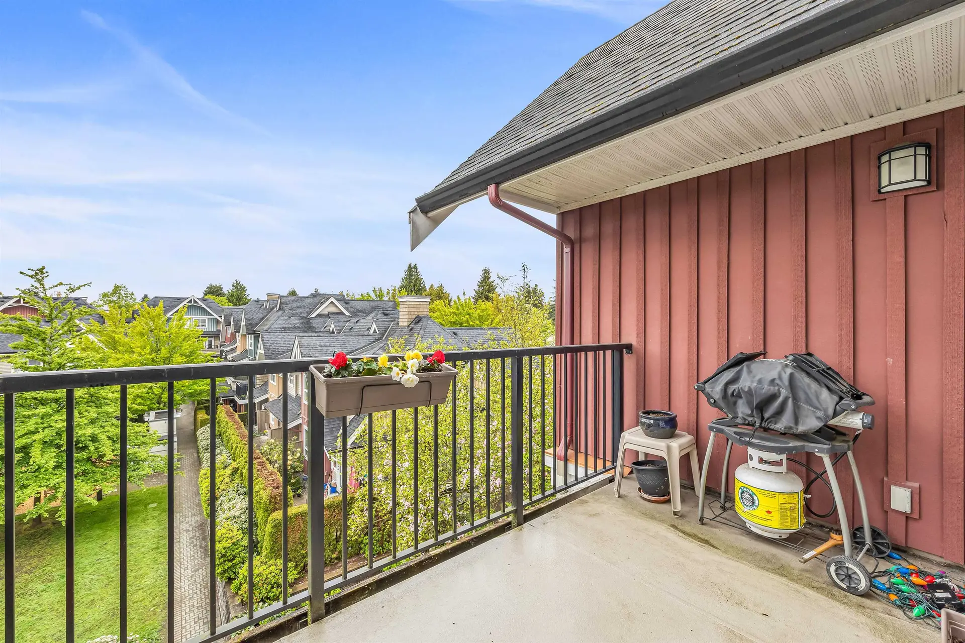 Property at #403 7088 MONT ROYAL SQUARE, Vancouver, BC