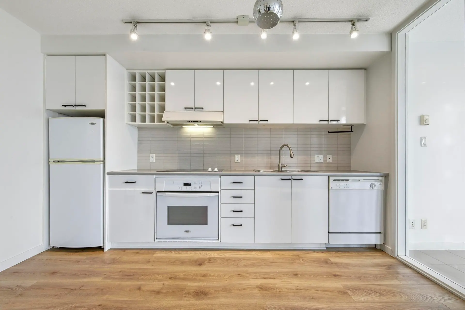 Property at #2607 602 CITADEL PARADE, Vancouver, BC