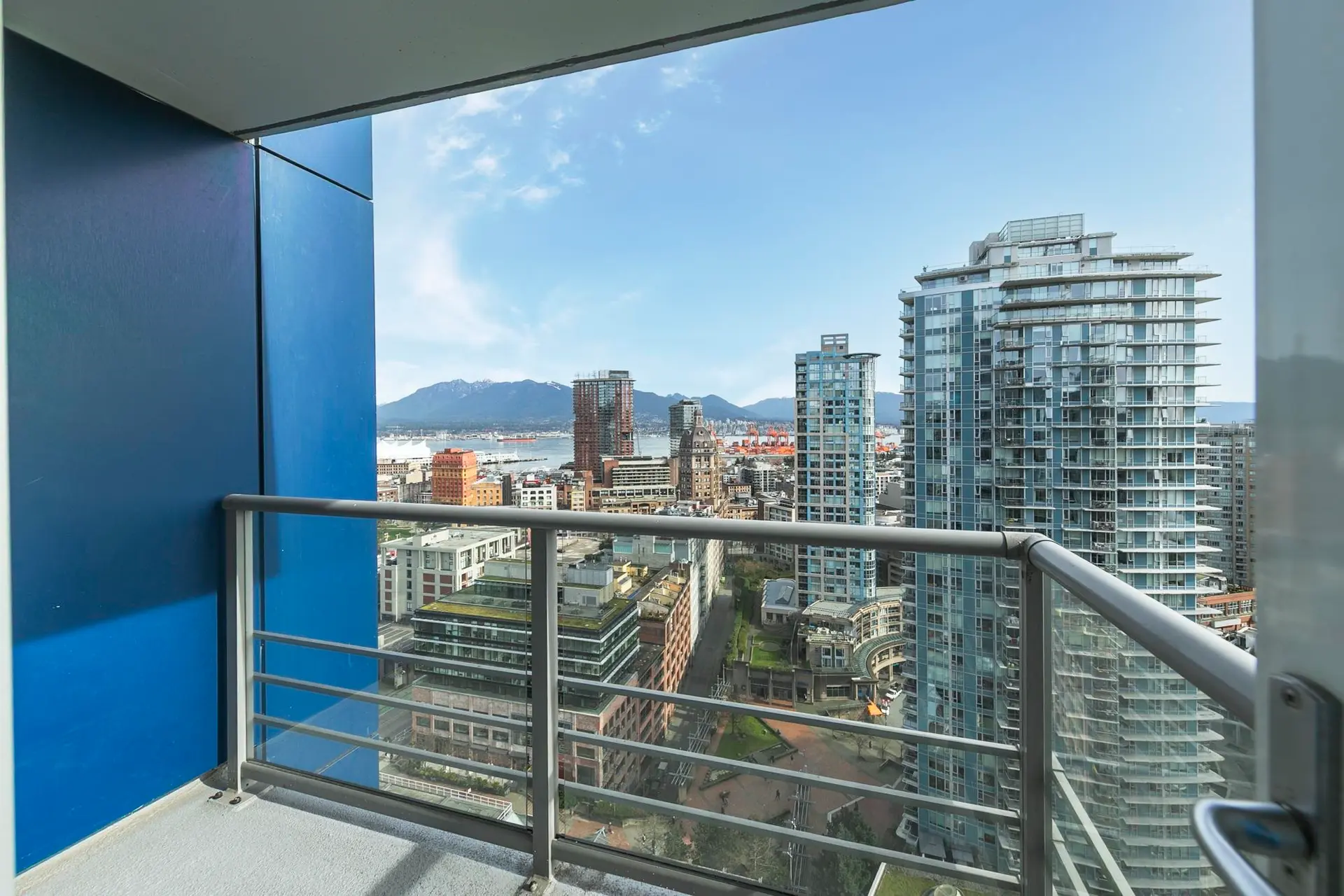 Property at #2607 602 CITADEL PARADE, Vancouver, BC