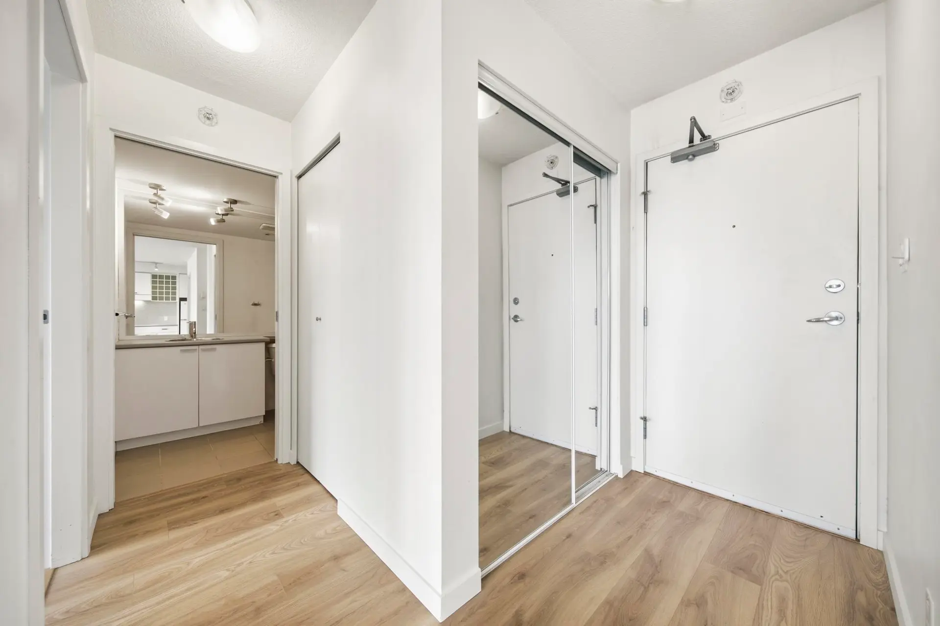 Property at #2607 602 CITADEL PARADE, Vancouver, BC