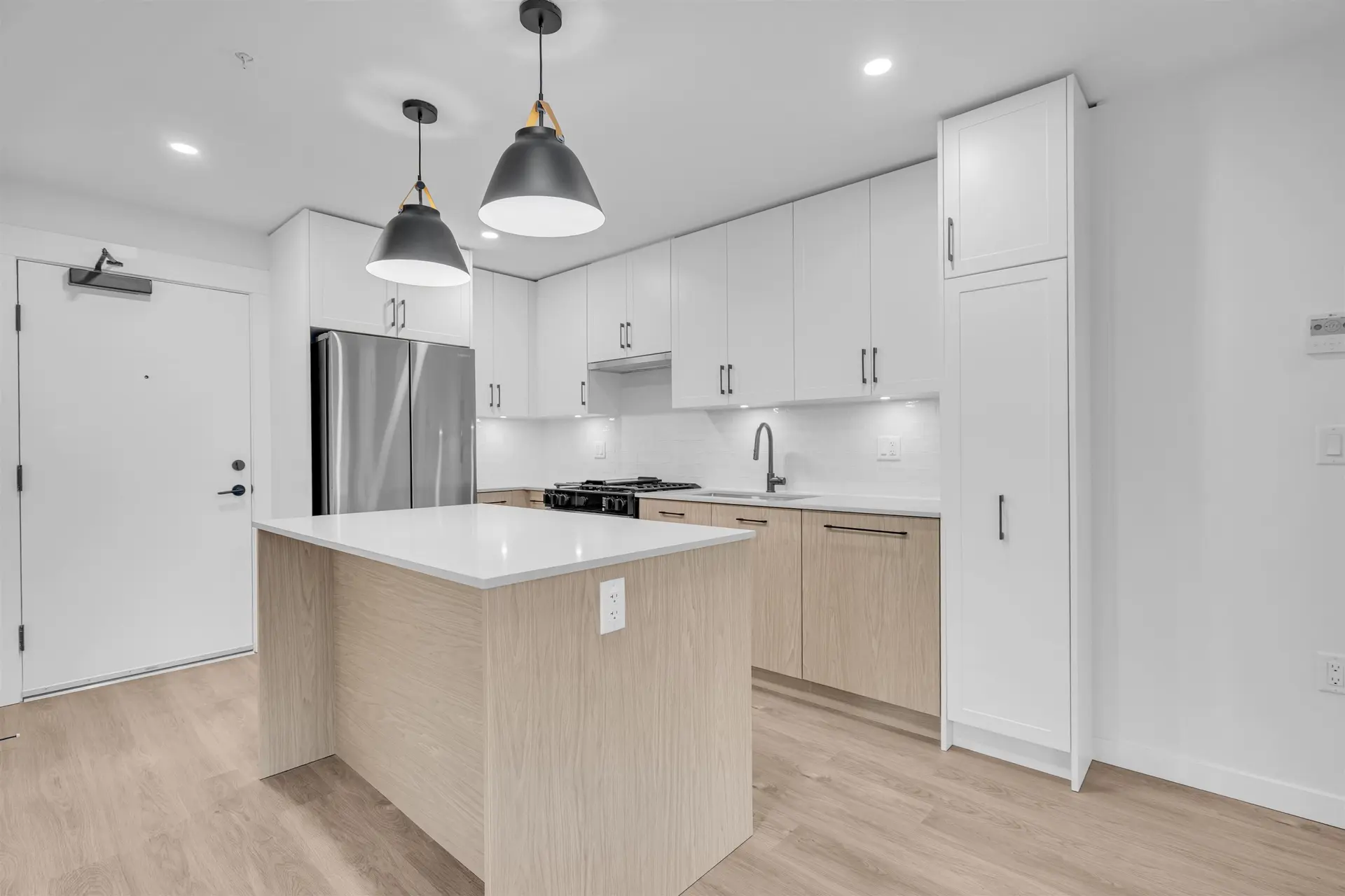 Property at #412 27249 ALDERGROVE TOWN CENTRE DRIVE, Langley, BC