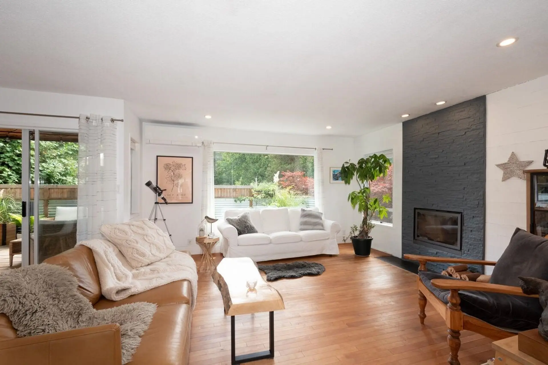 Property at 1101 Lenora Road, Bowen Island, BC