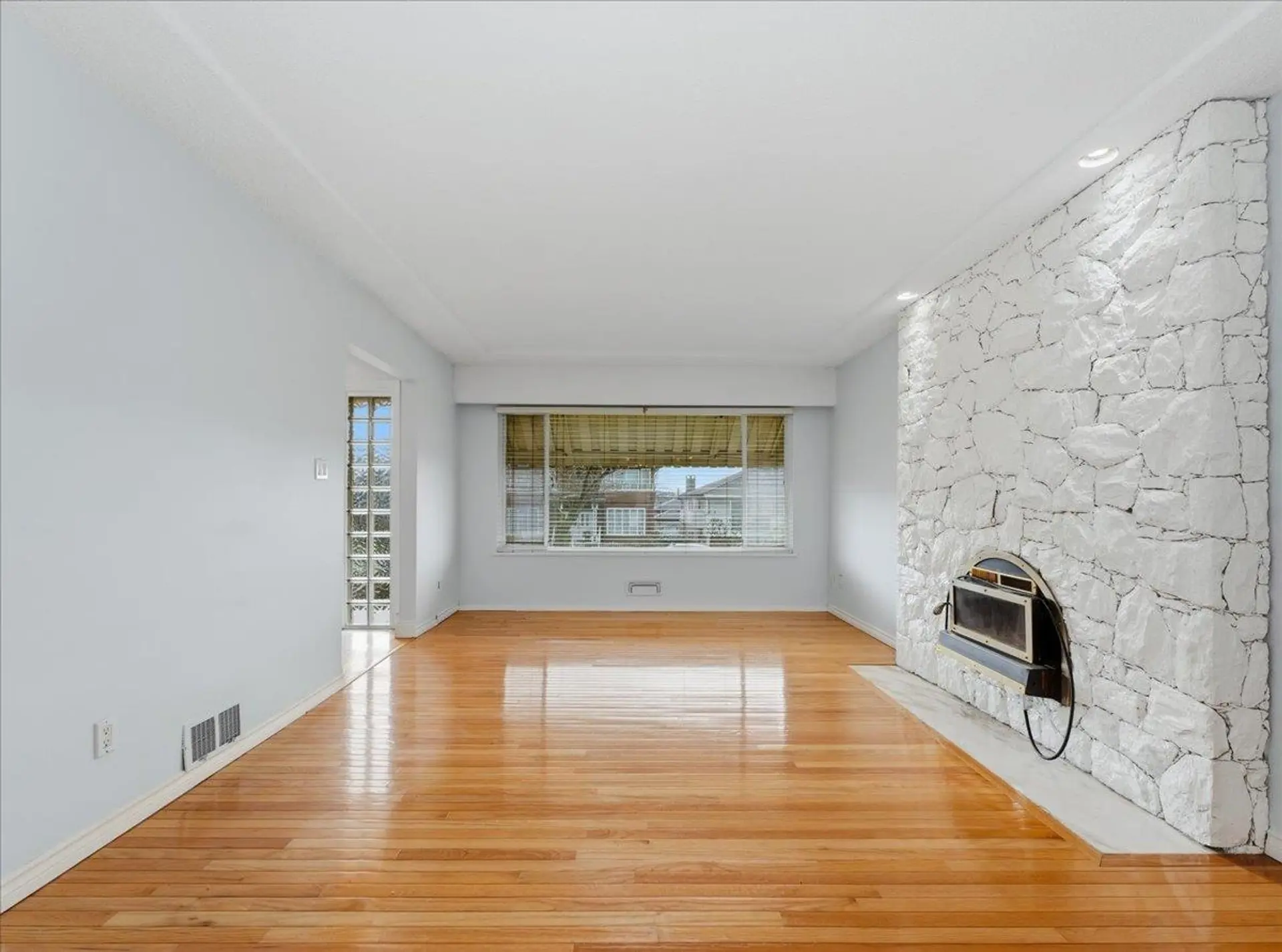 Property at 4009 UNION STREET, Burnaby, BC