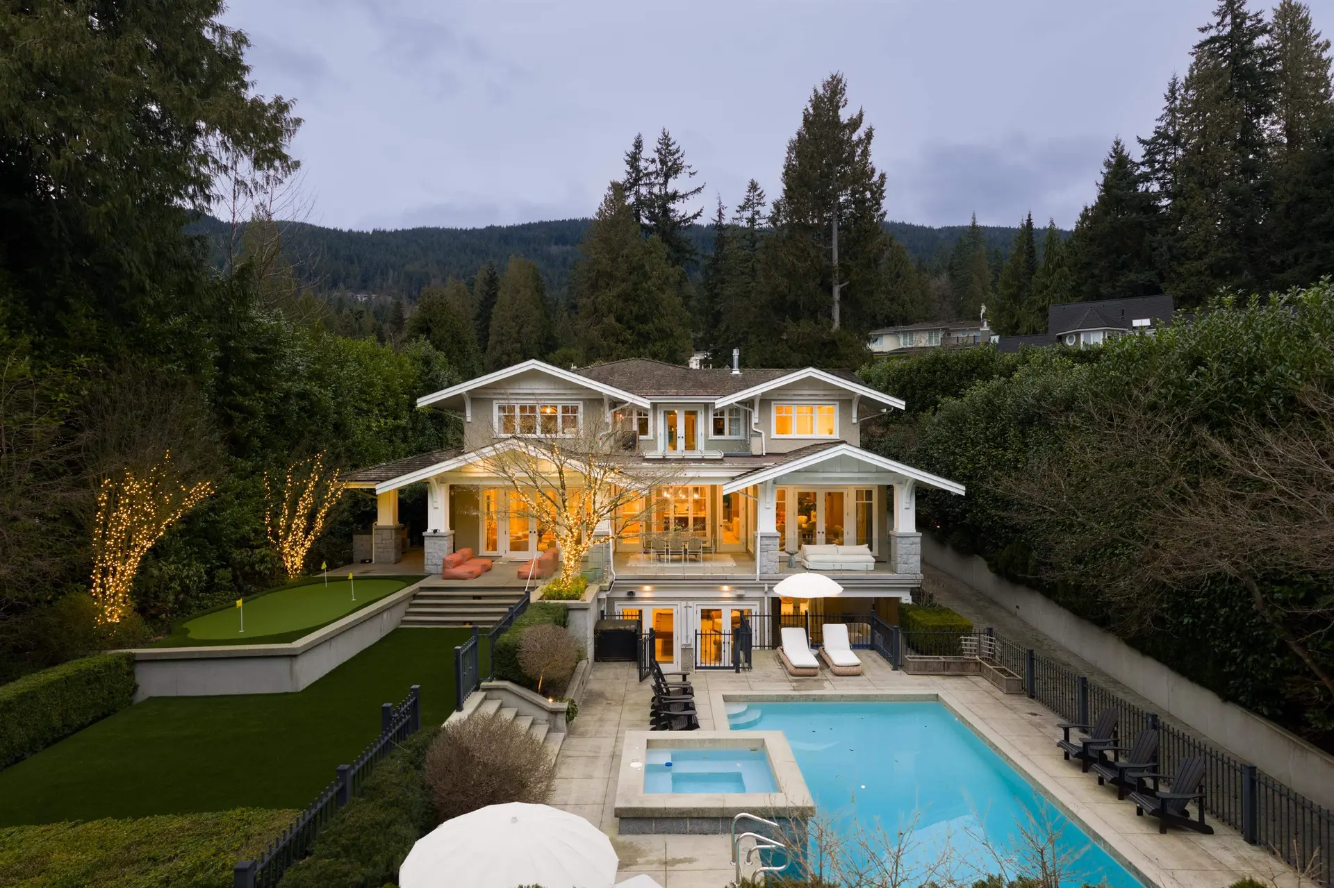 Property at 2955 Rosebery Avenue, West Vancouver, BC