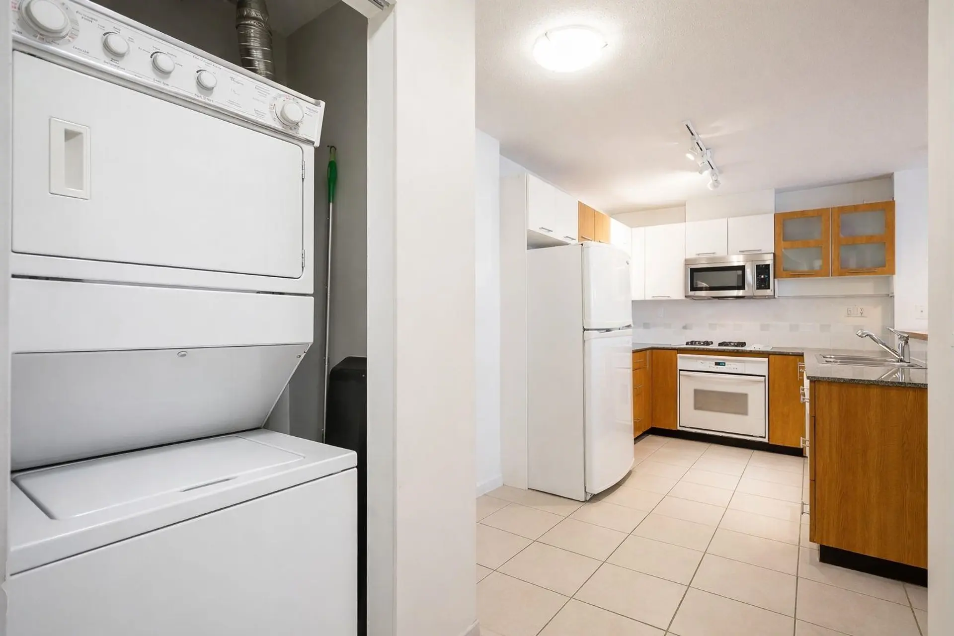 Property at #609 7831 WESTMINSTER HIGHWAY, Richmond, BC